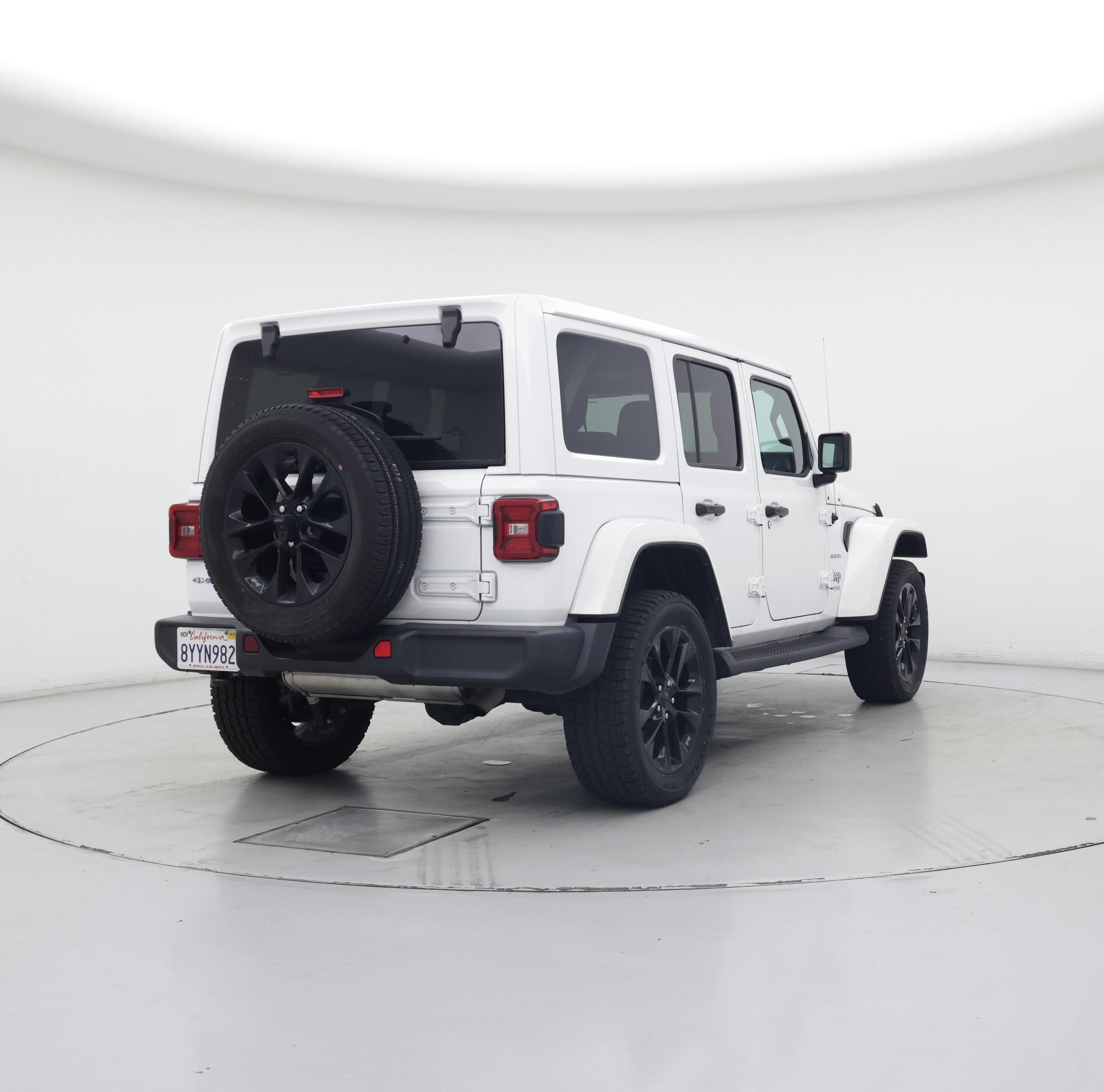 Thumbnail: 2021 Jeep Wrangler - 8