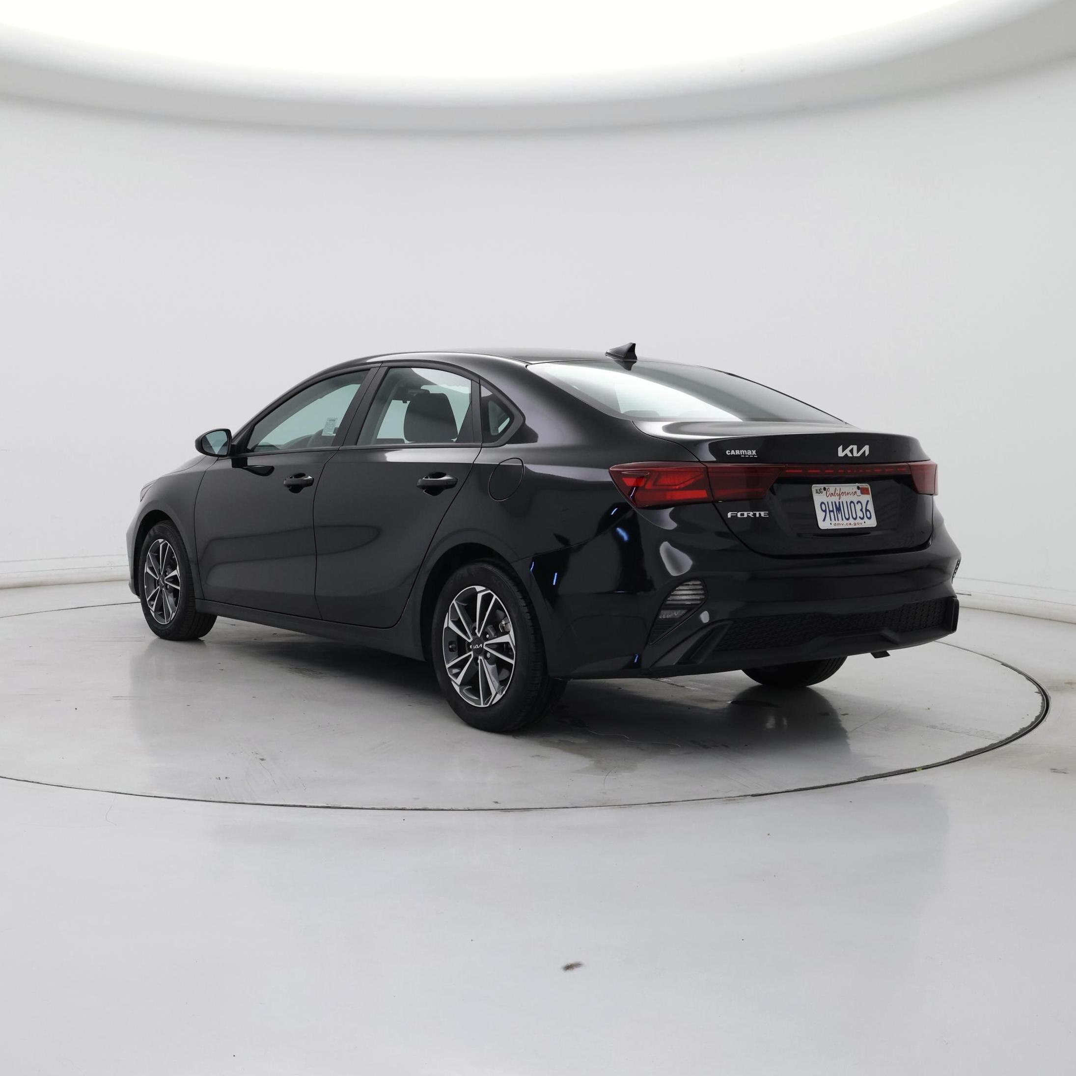 Thumbnail: 2023 Kia Forte - 2