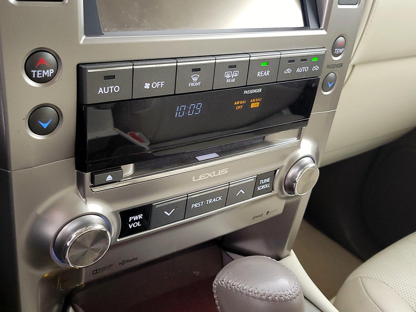 2019 Lexus GX Base - Photo 17