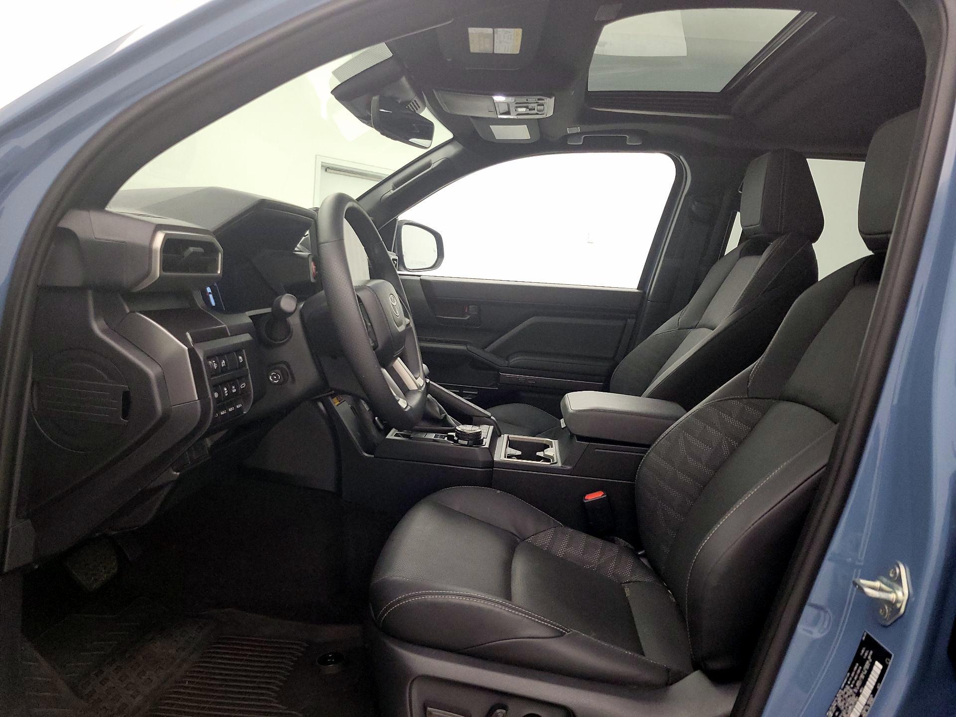 Thumbnail: 2025 Toyota 4Runner - 11