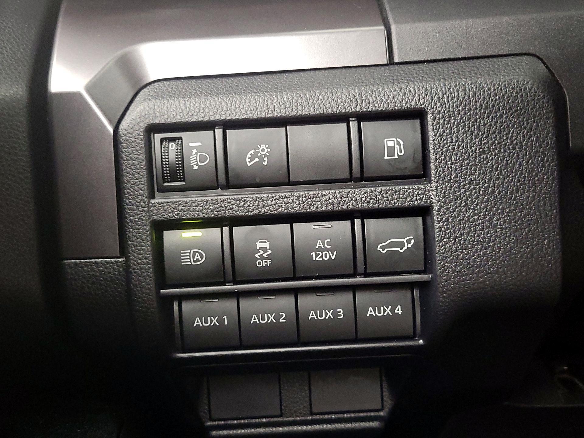 Thumbnail: 2025 Toyota 4Runner - 13