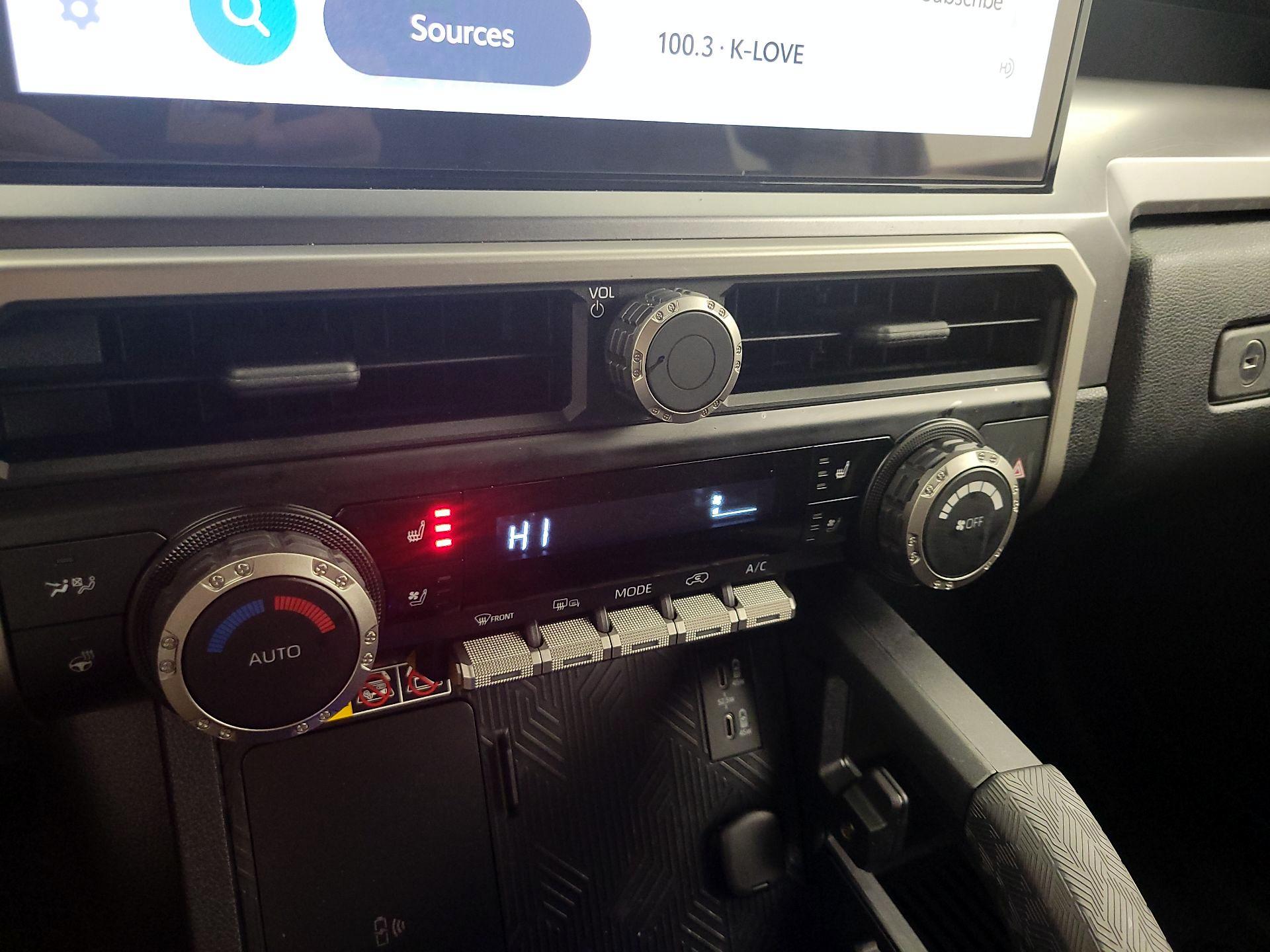 Thumbnail: 2025 Toyota 4Runner - 17