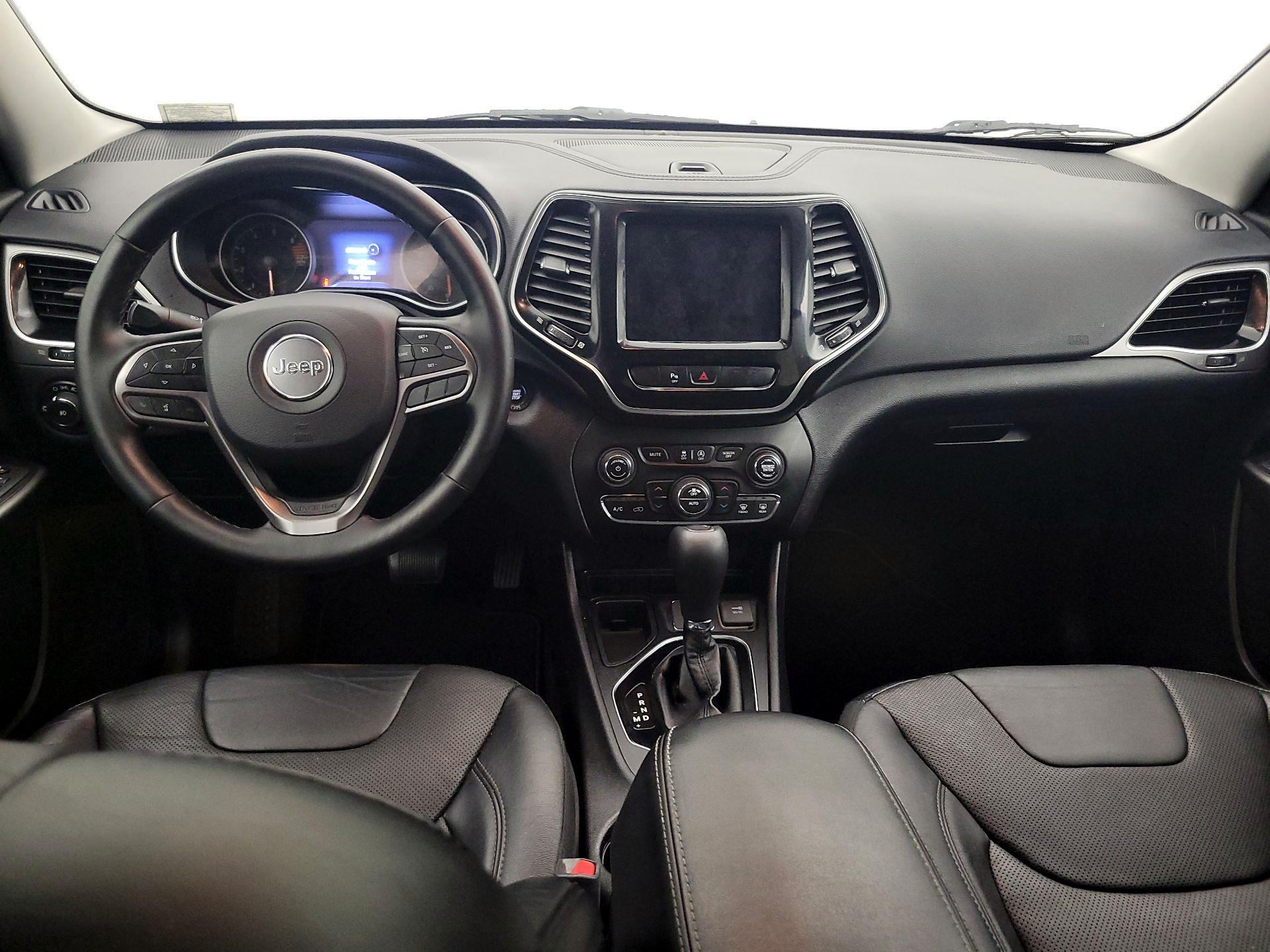 Thumbnail: 2020 Jeep Cherokee - 9