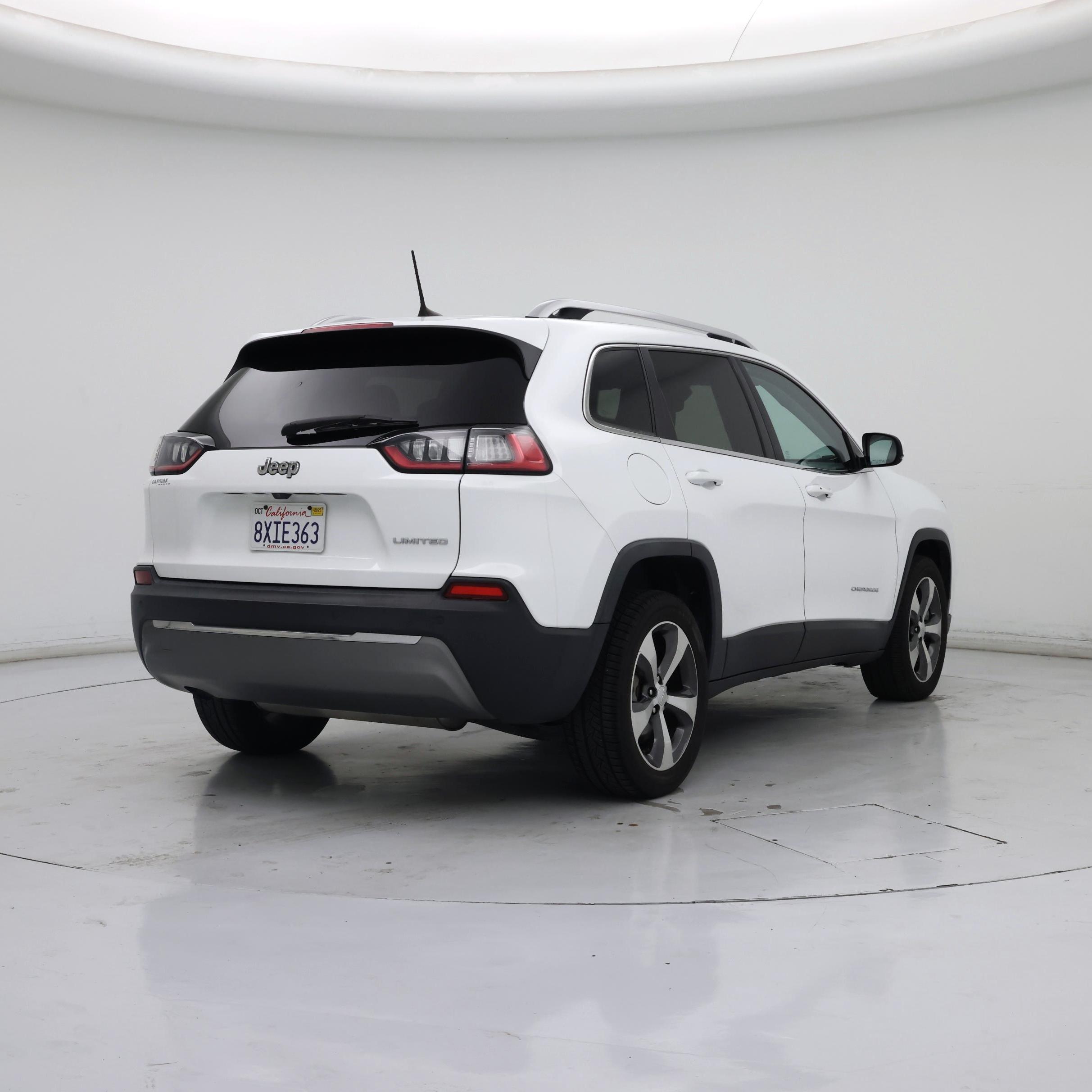 Thumbnail: 2020 Jeep Cherokee - 8