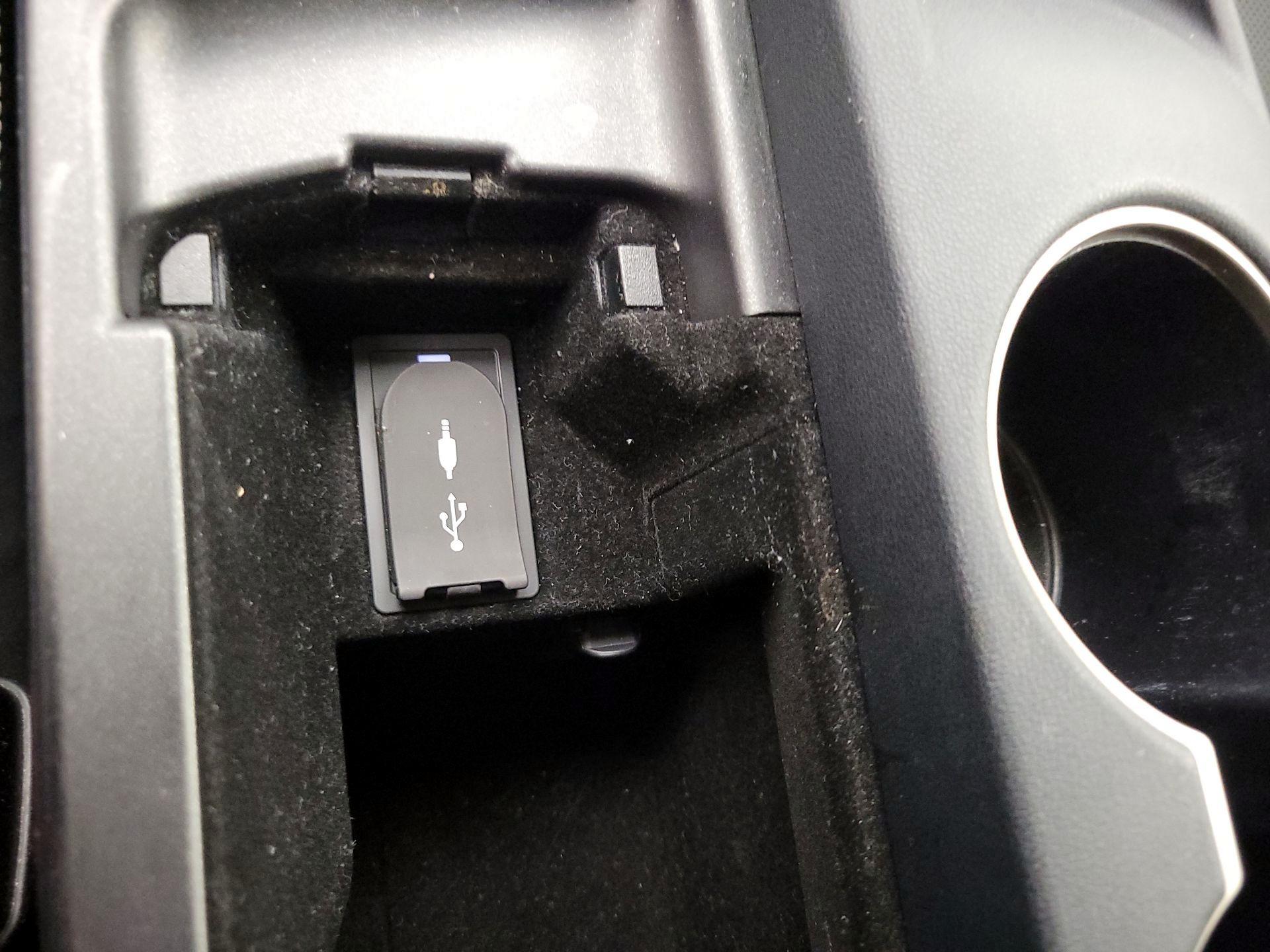 Thumbnail: 2020 Lexus IS - 18