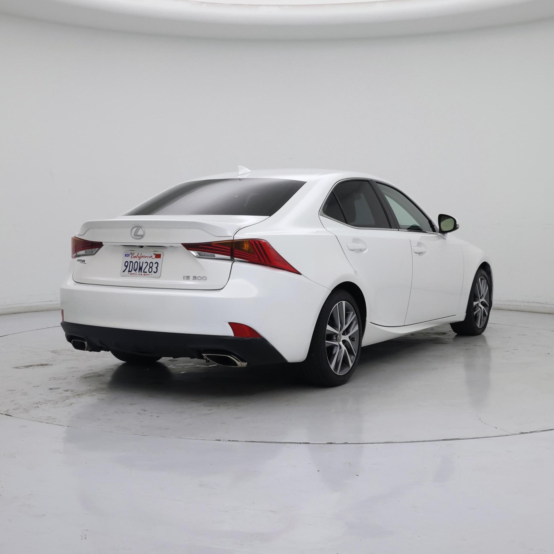 Thumbnail: 2020 Lexus IS - 8