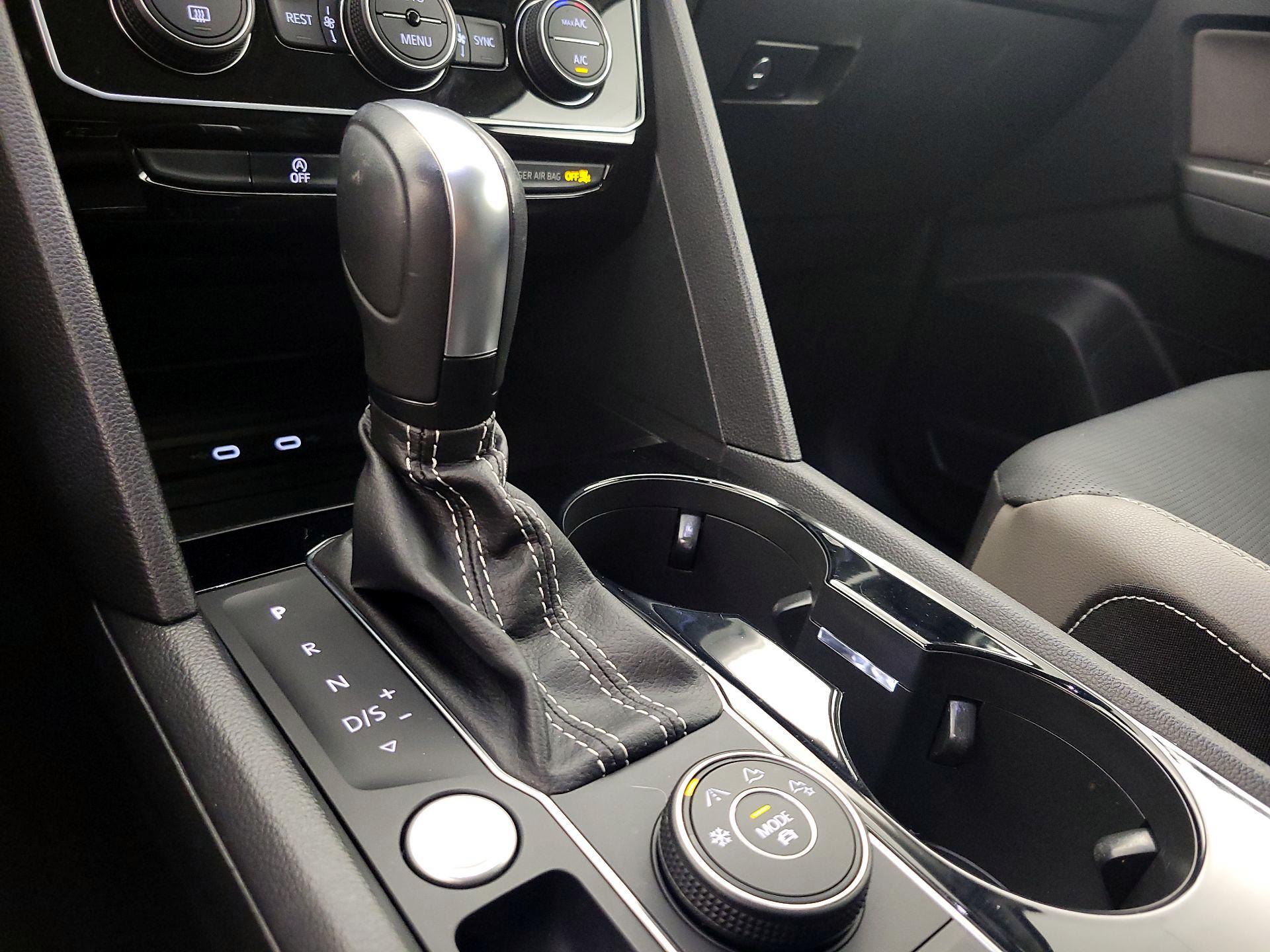 Thumbnail: 2023 Volkswagen Atlas - 17