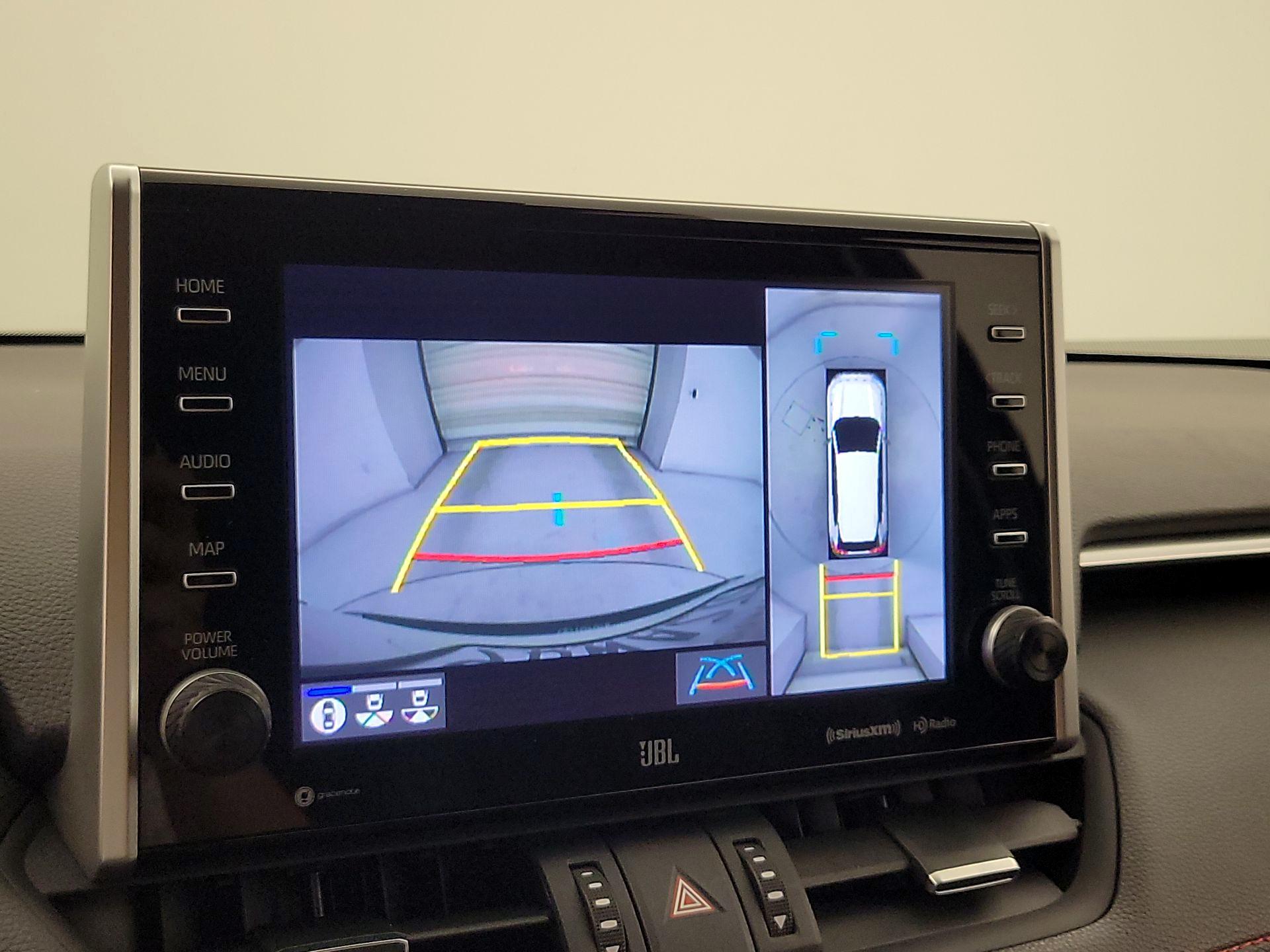 Thumbnail: 2022 Toyota RAV4 - 15