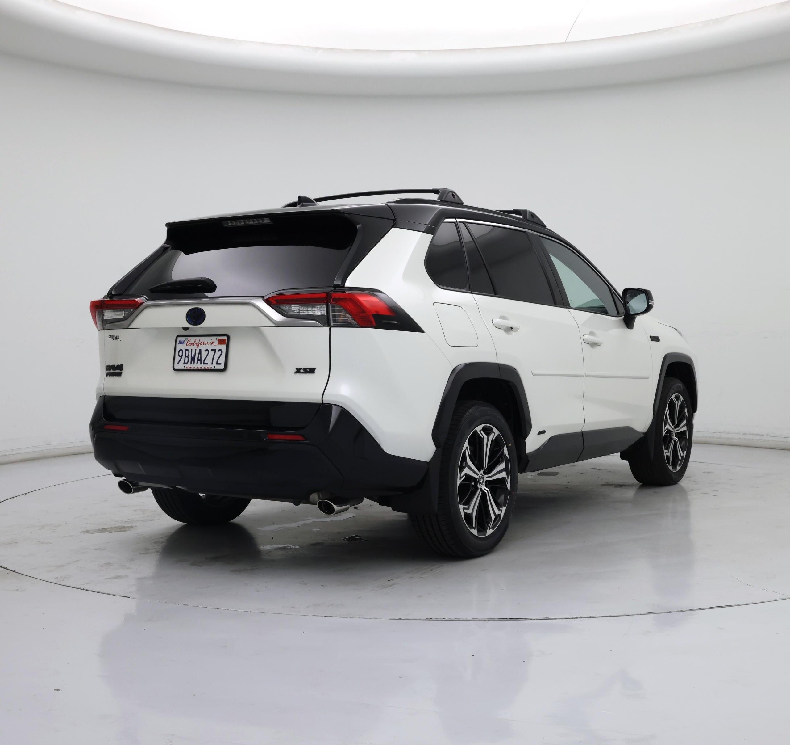 Thumbnail: 2022 Toyota RAV4 - 8