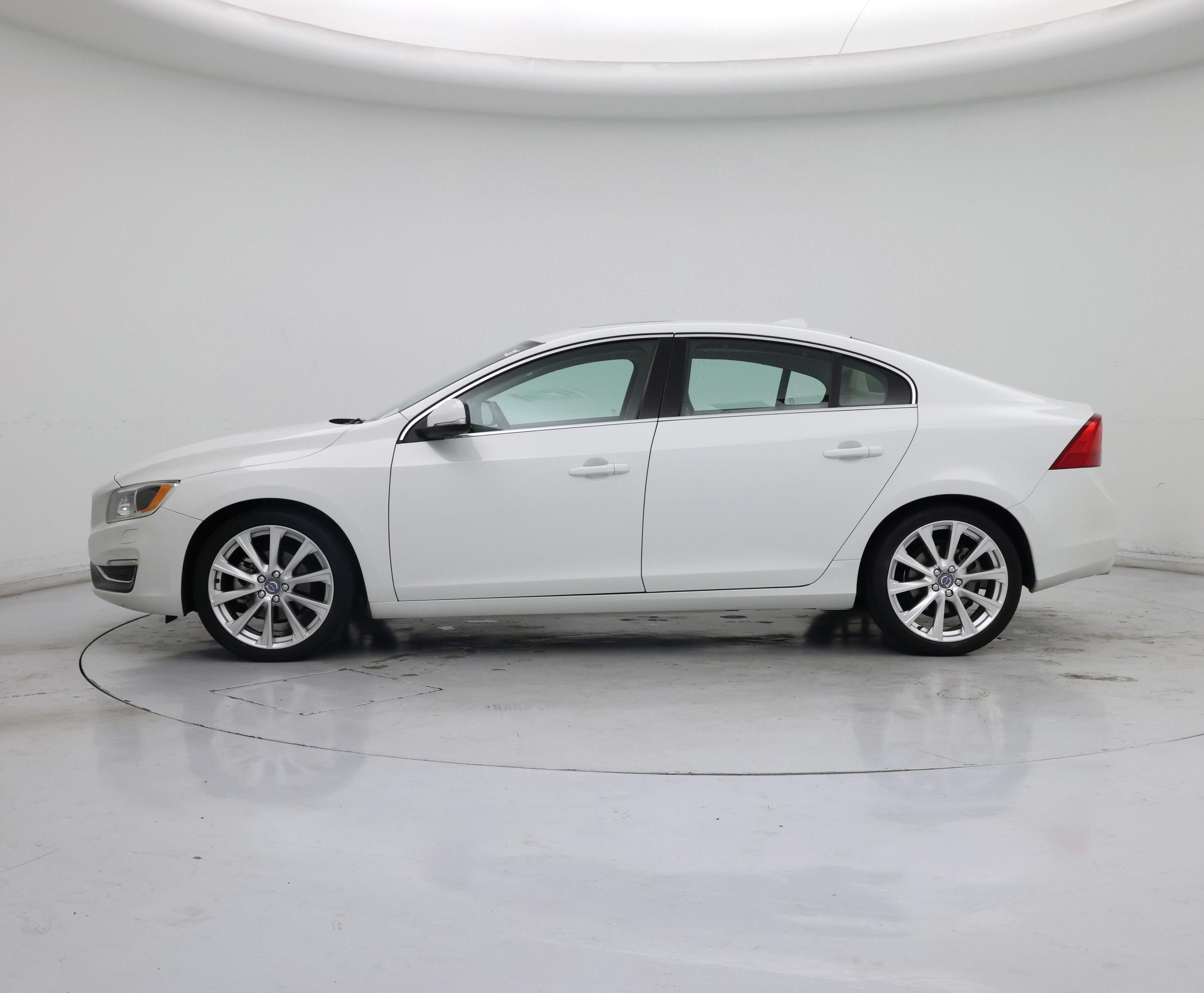 Thumbnail: 2016 Volvo S60 - 3