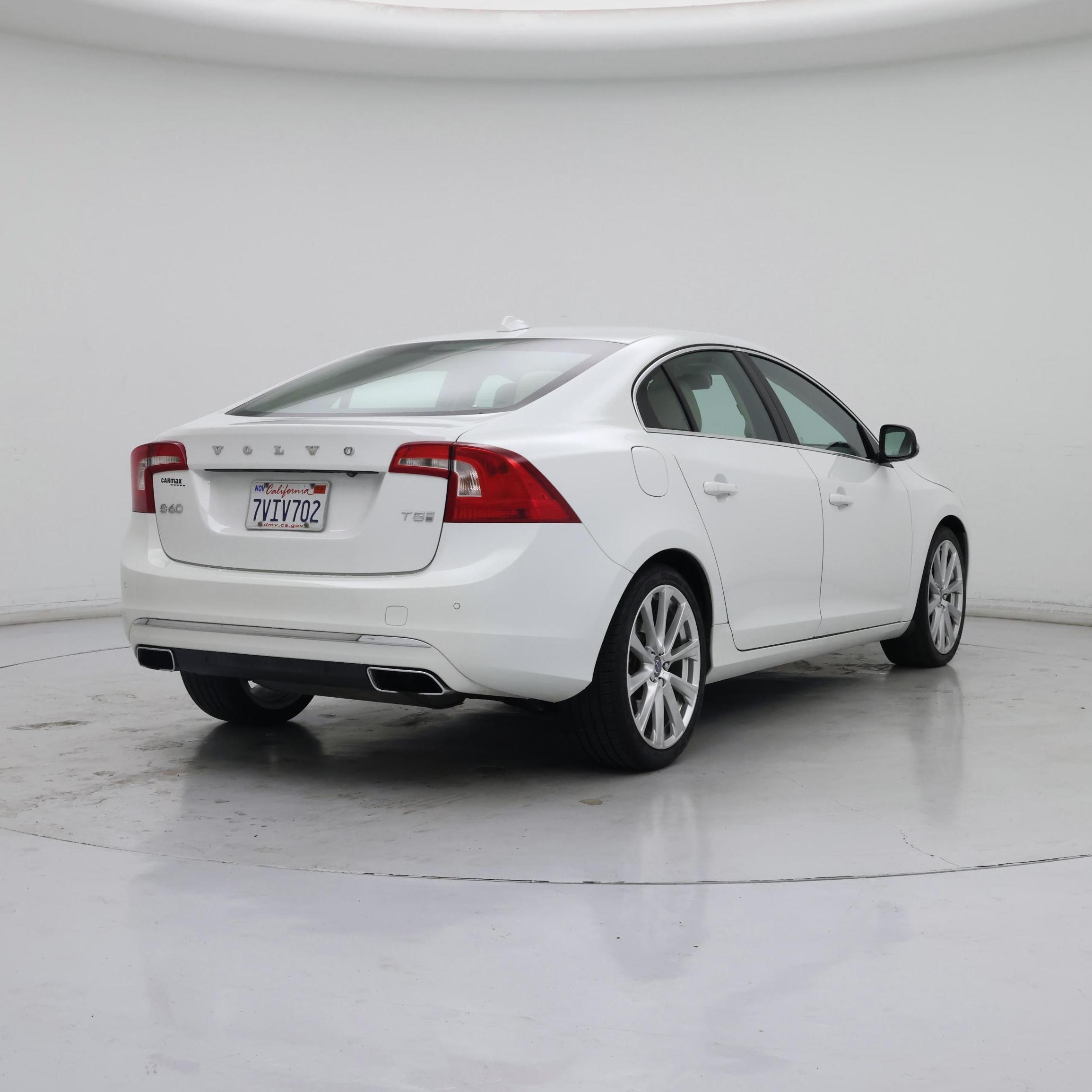 Thumbnail: 2016 Volvo S60 - 8