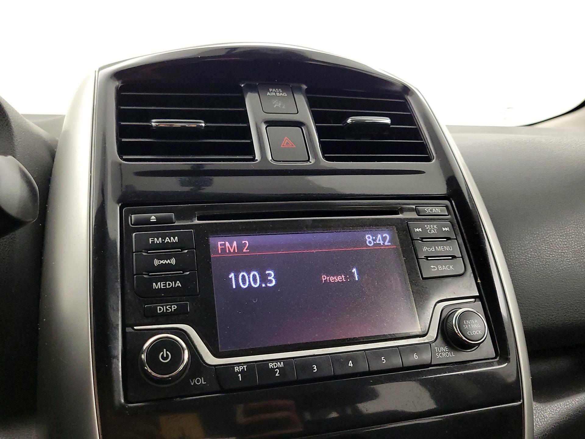 Thumbnail: 2018 Nissan Versa Note - 15