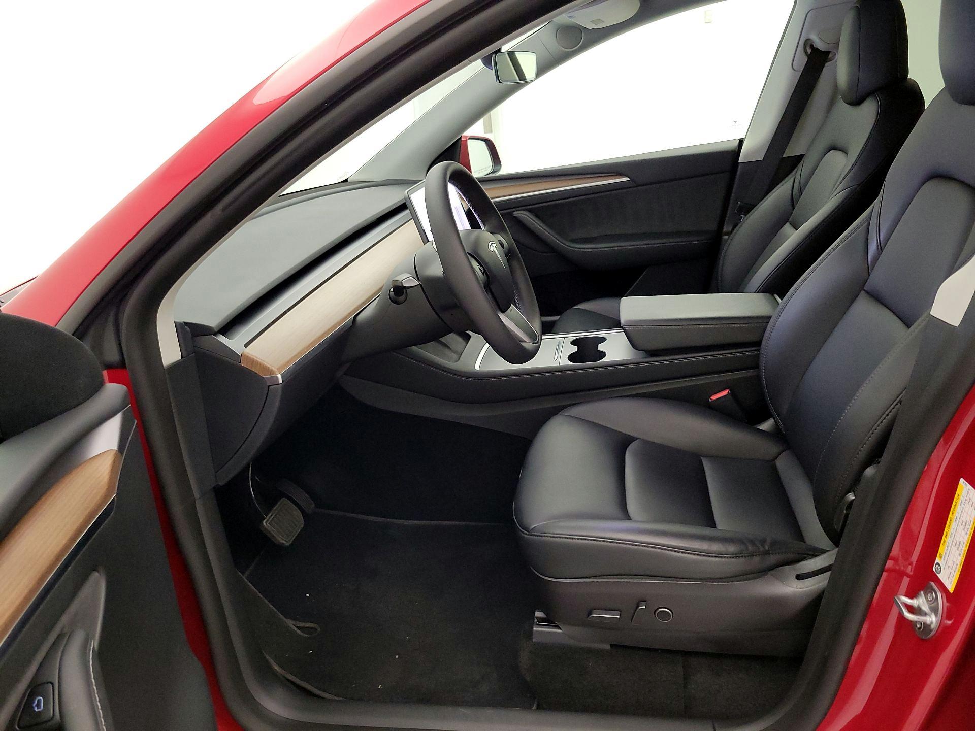 Thumbnail: 2022 Tesla Model Y - 11