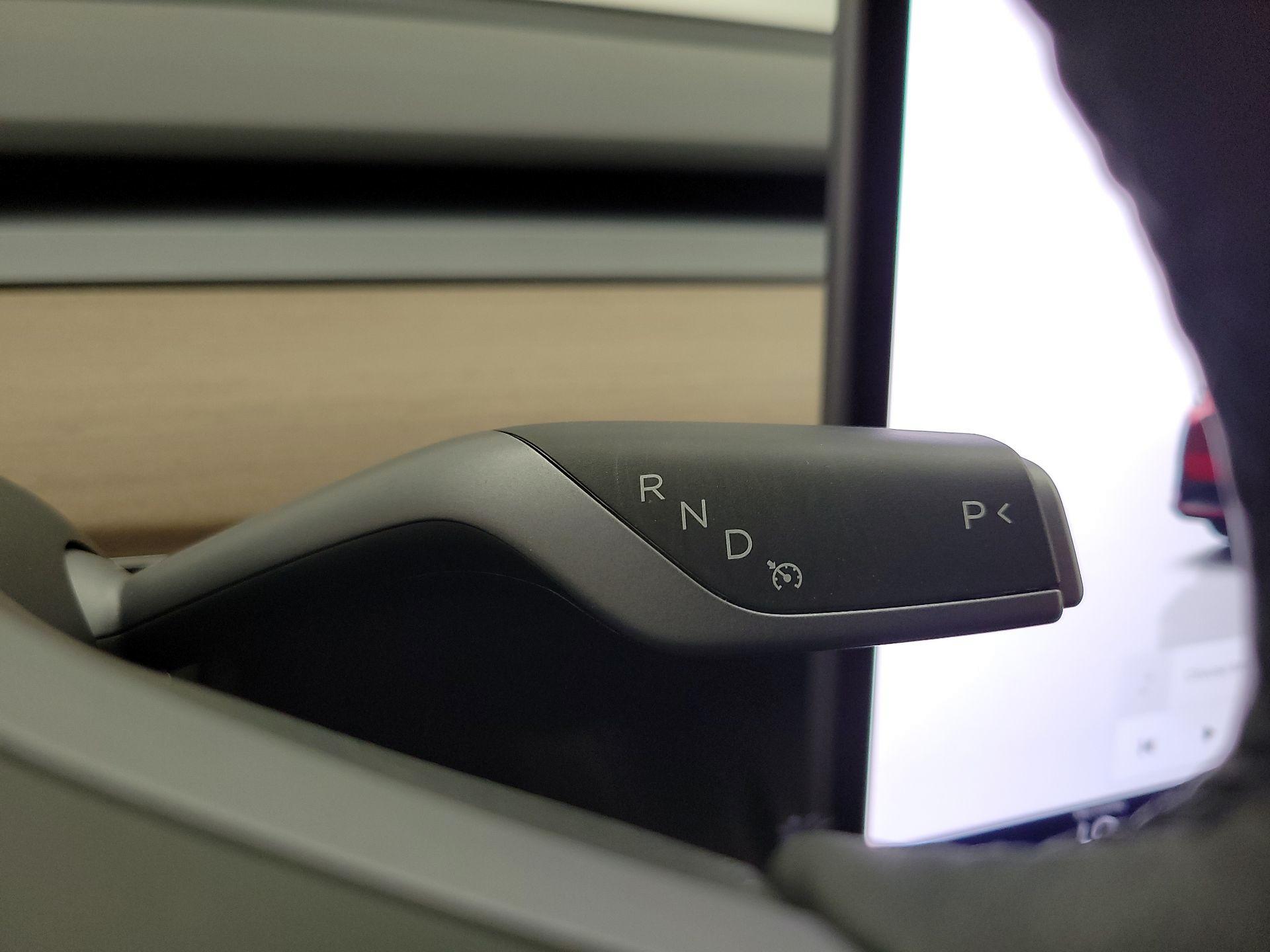 Thumbnail: 2022 Tesla Model Y - 17