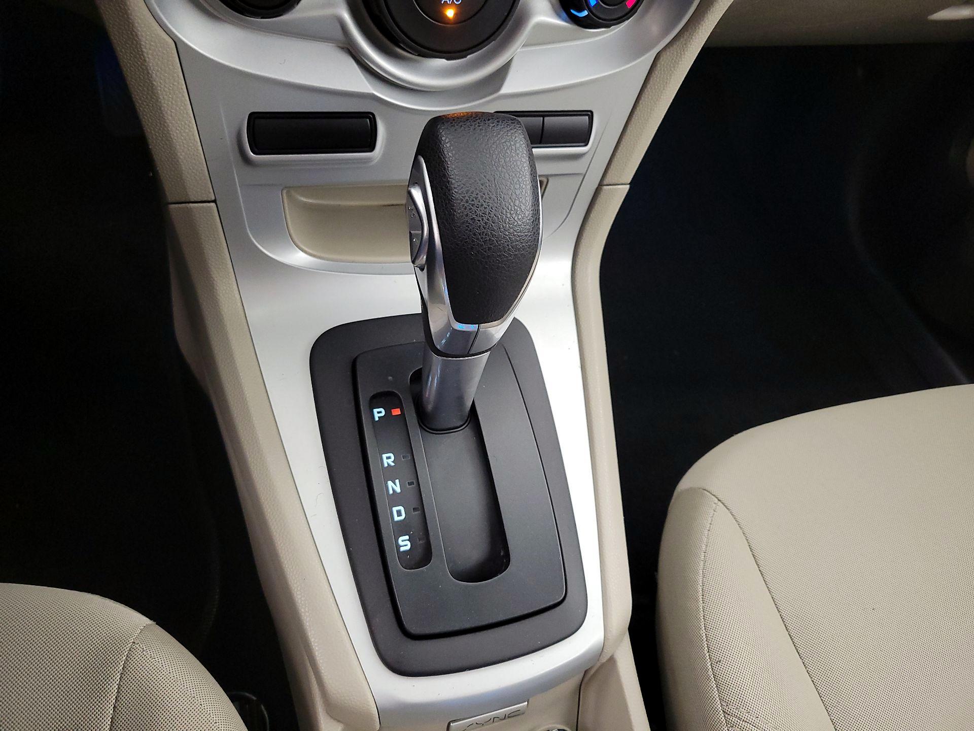 Thumbnail: 2017 Ford Fiesta - 16