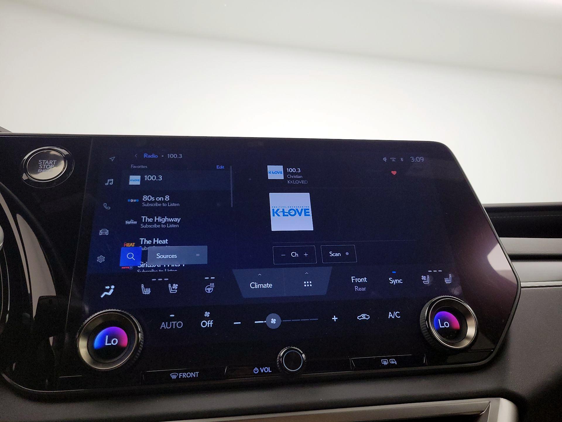 Thumbnail: 2023 Lexus RX - 16