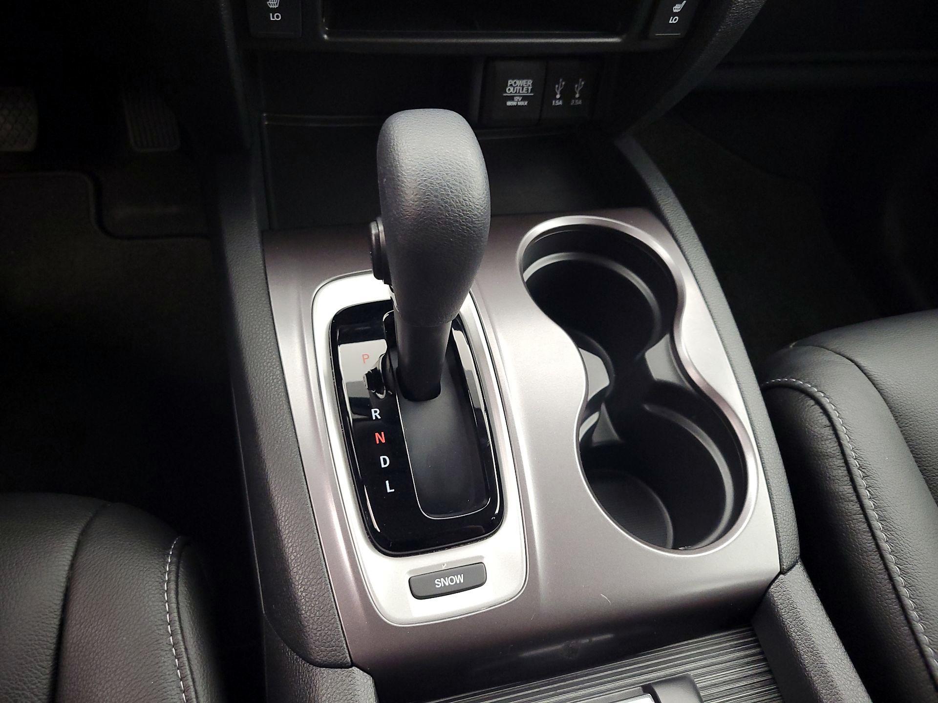 Thumbnail: 2016 Honda Pilot - 17