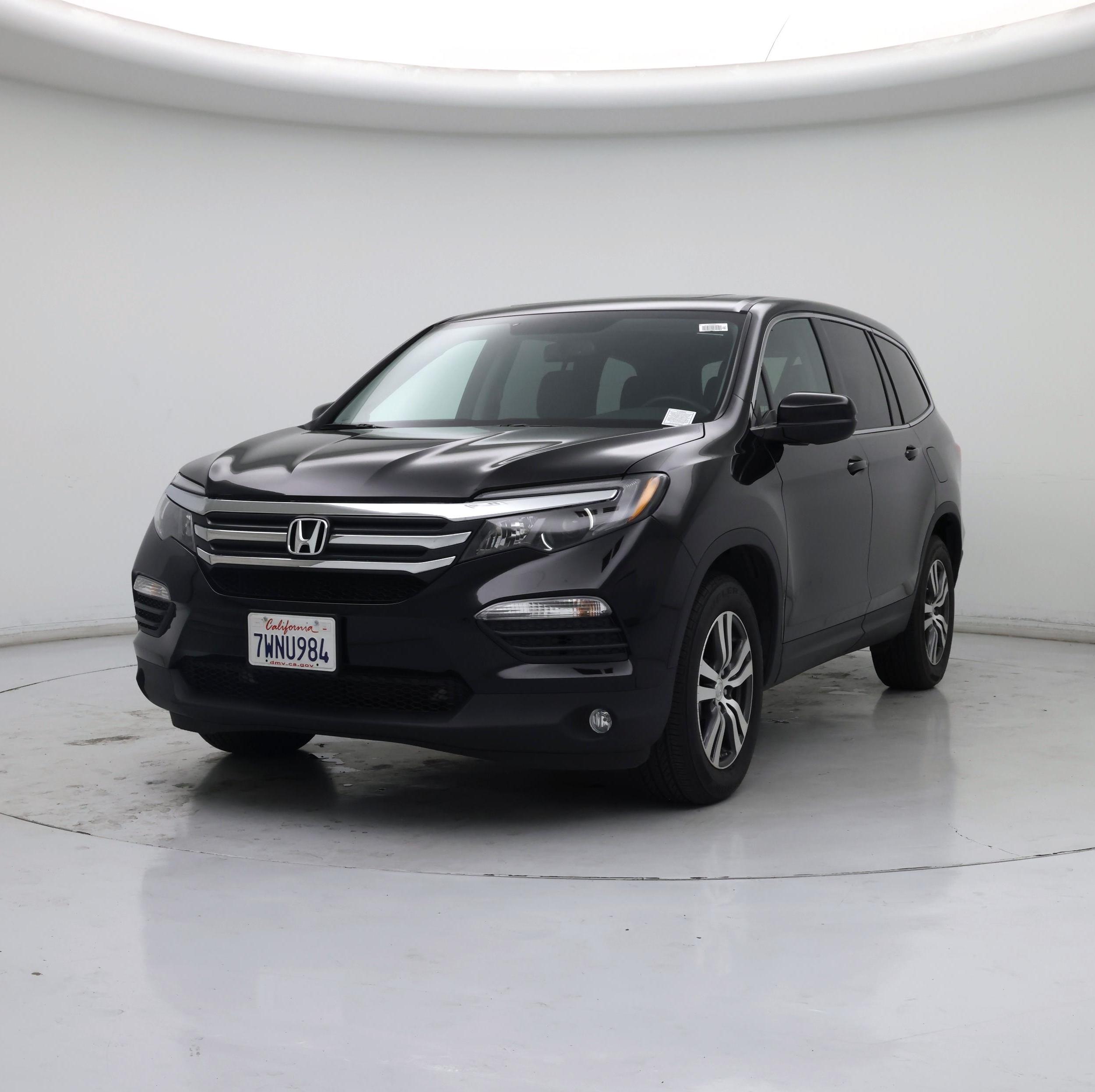 Thumbnail: 2016 Honda Pilot - 4