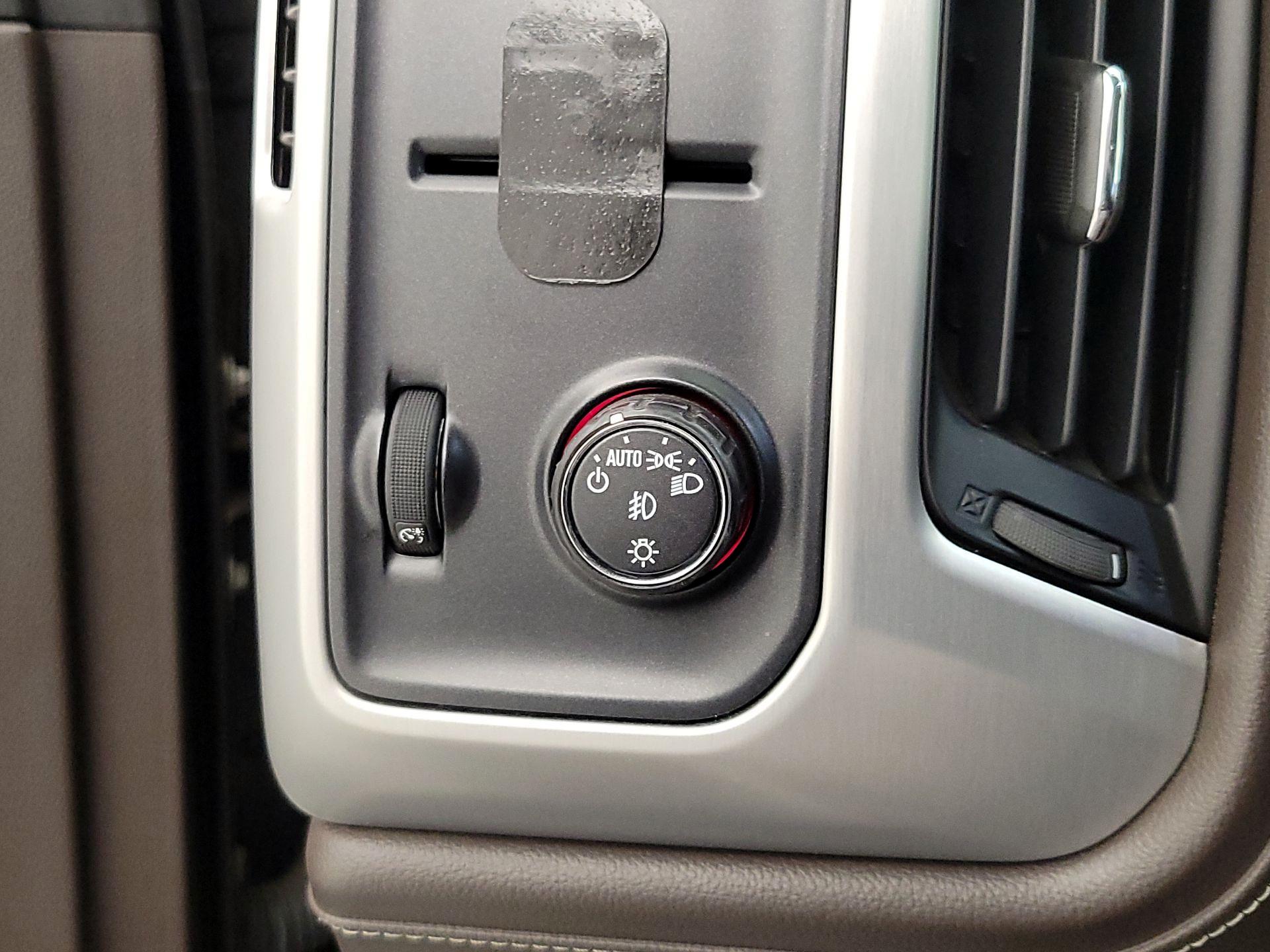 Thumbnail: 2015 GMC Sierra 1500 - 13