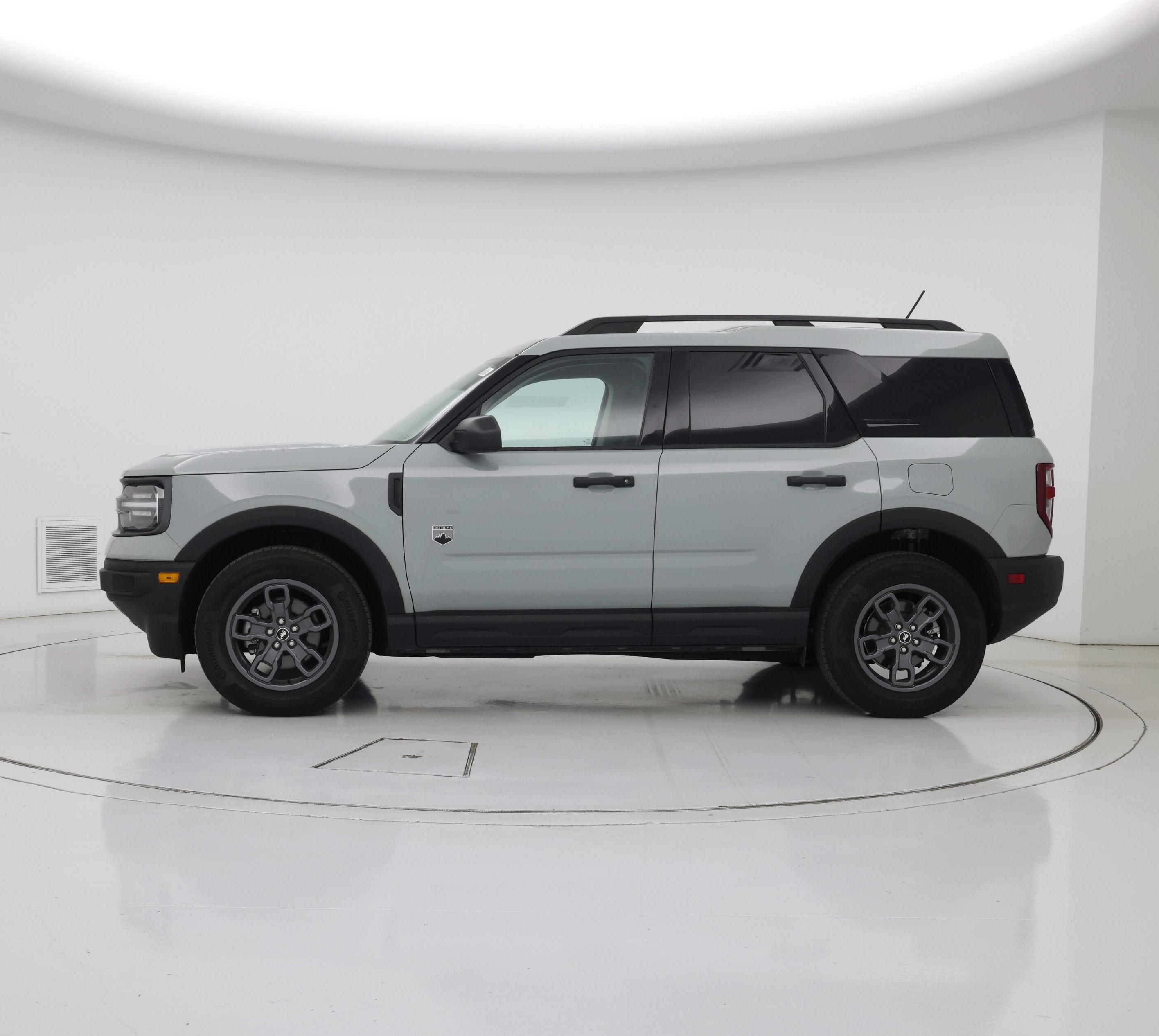 Thumbnail: 2023 Ford Bronco Sport - 3