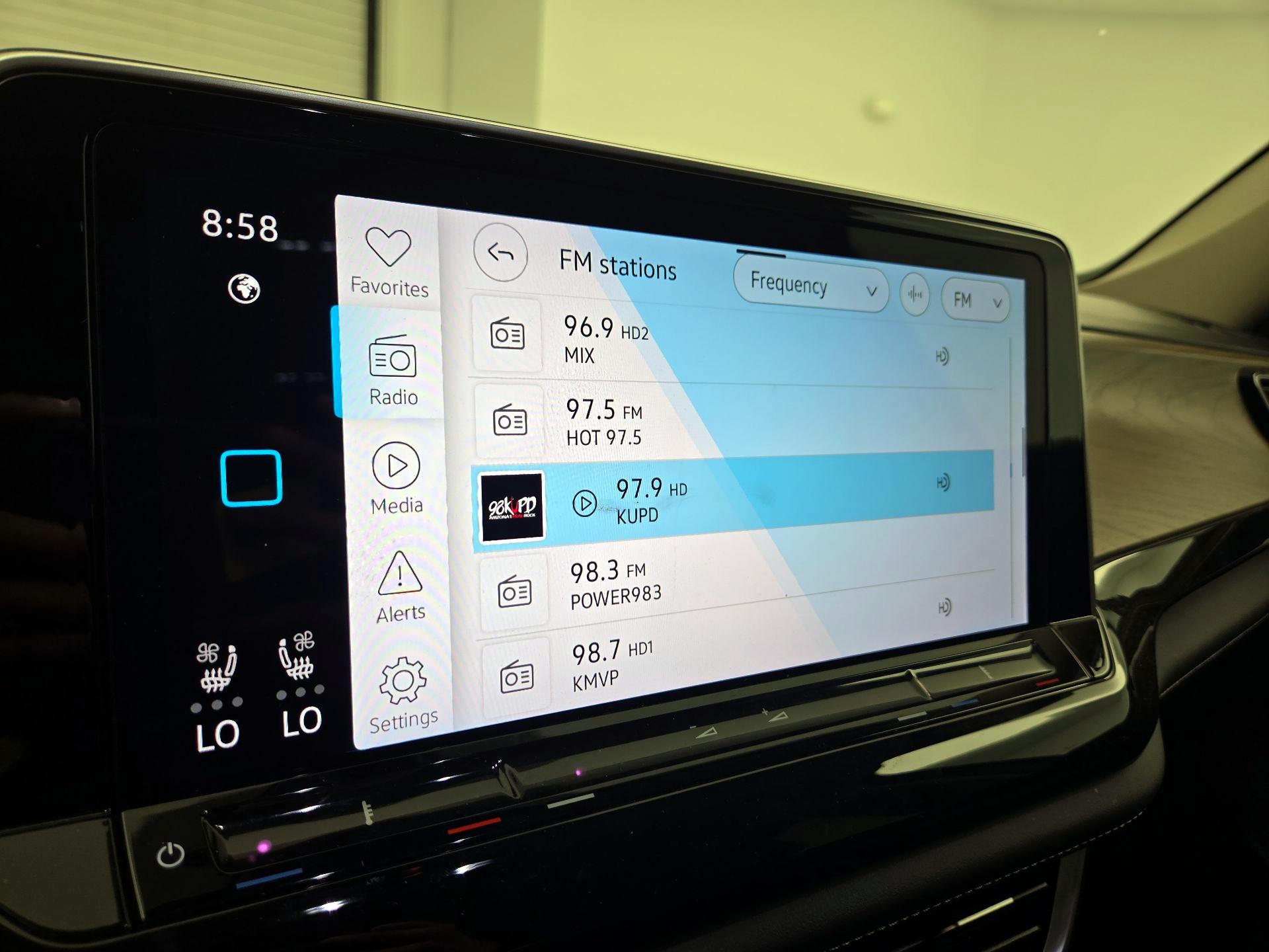 Thumbnail: 2025 Volkswagen Atlas - 15