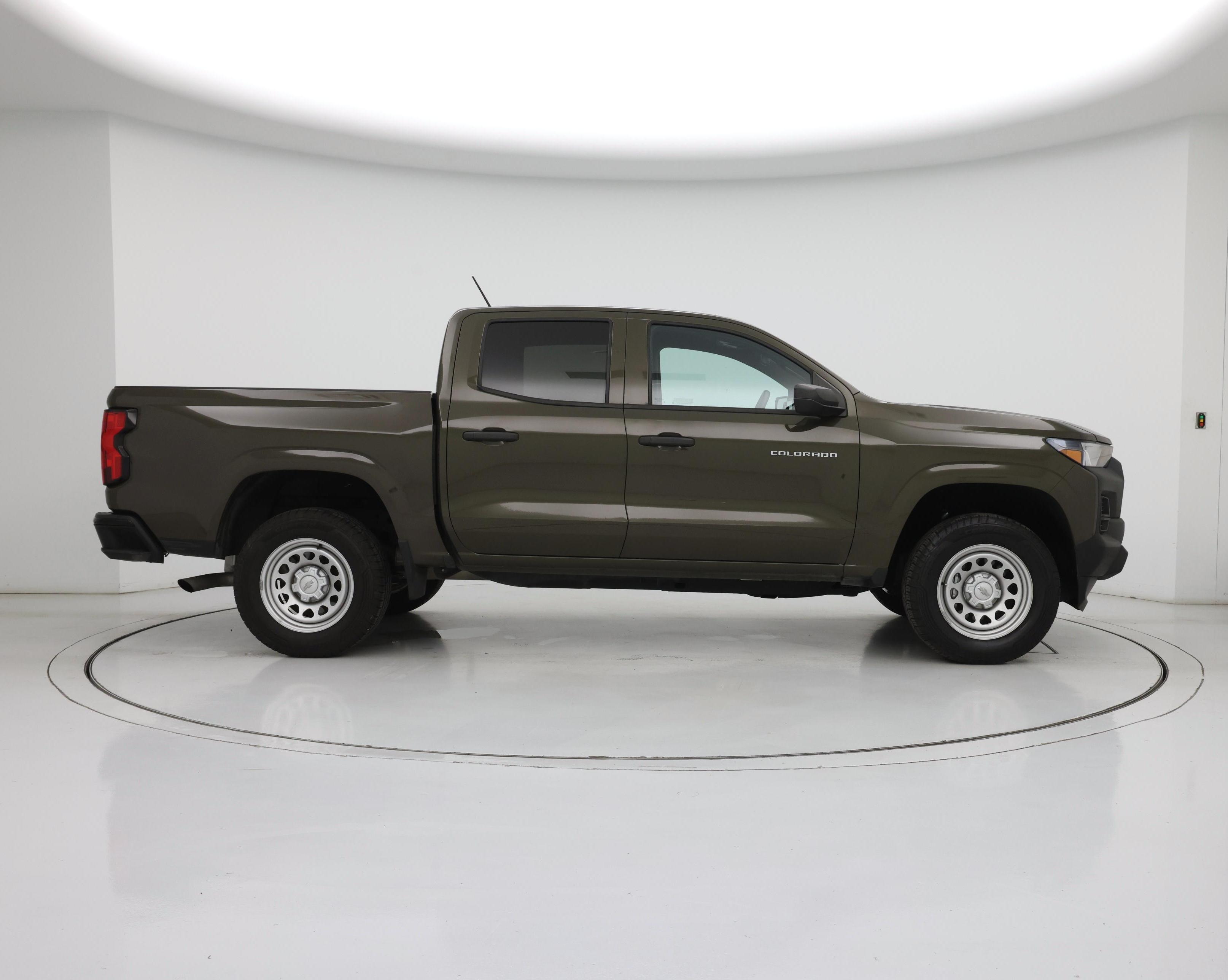 Thumbnail: 2023 Chevrolet Colorado - 7