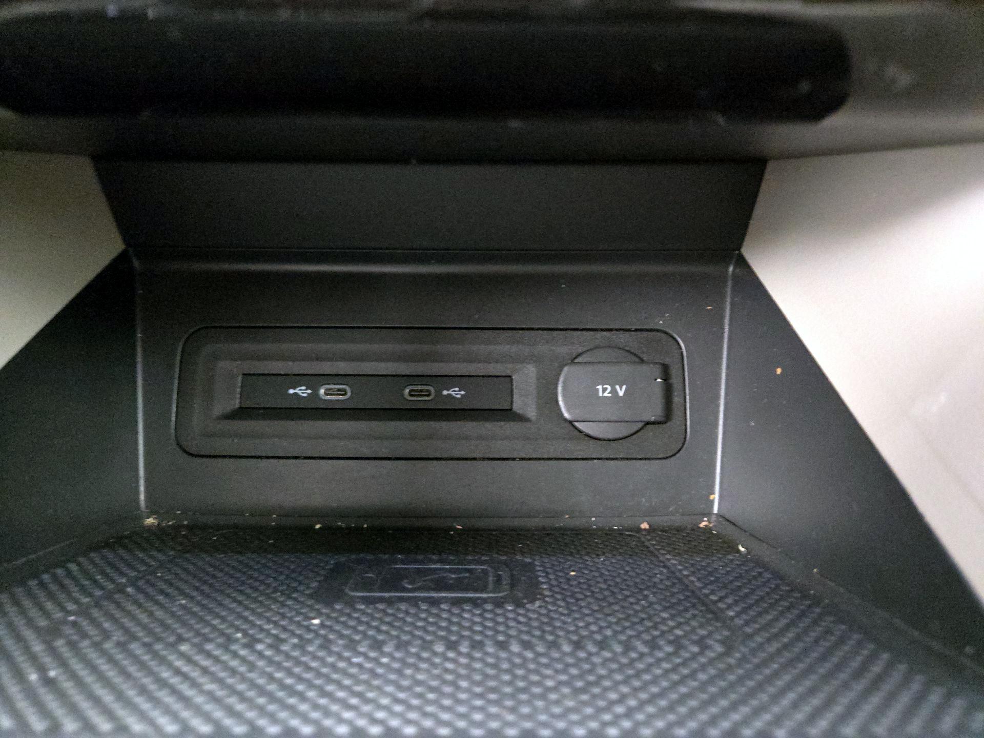 Thumbnail: 2022 Volkswagen Atlas - 19