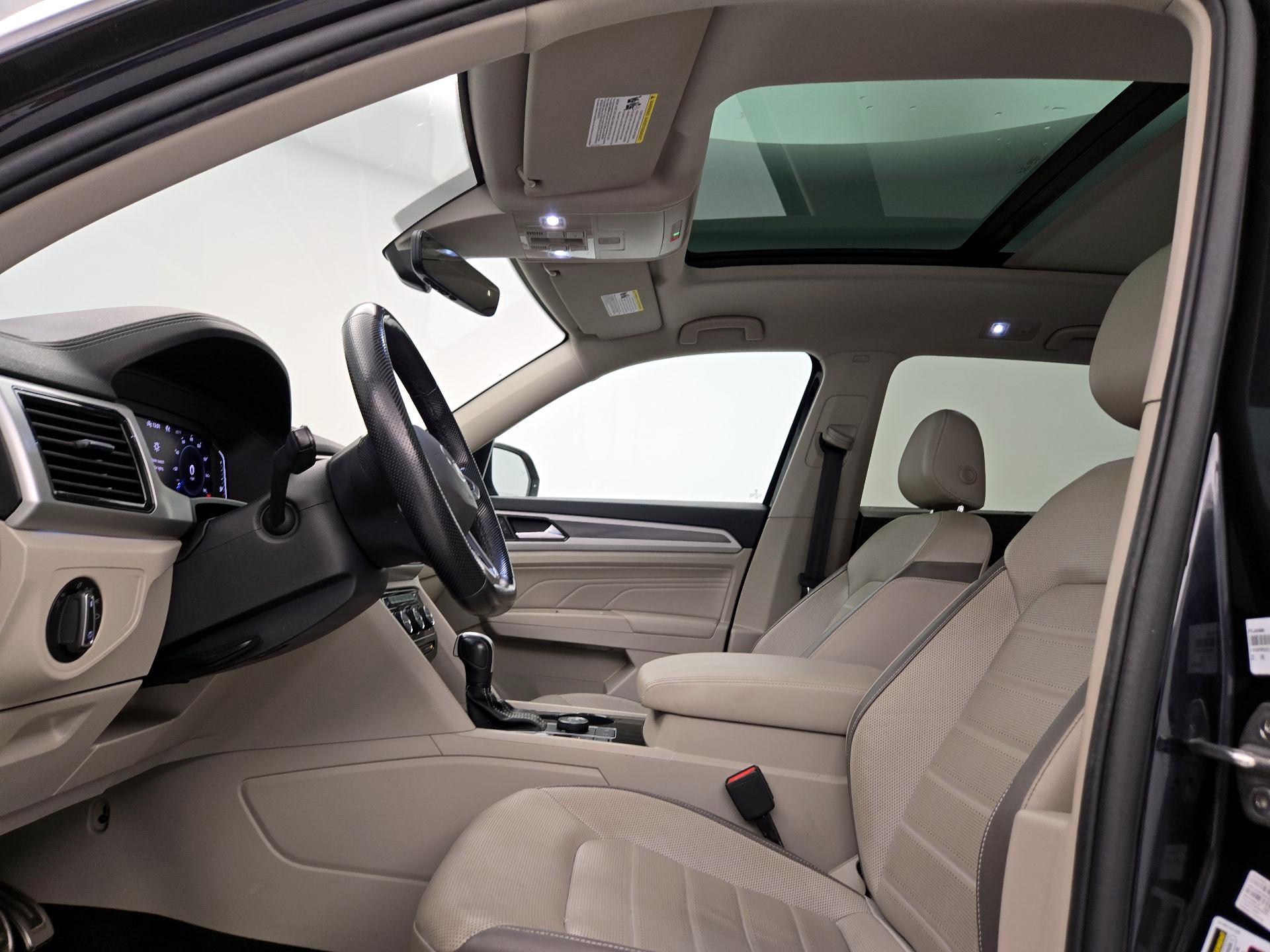 Thumbnail: 2022 Volkswagen Atlas - 20