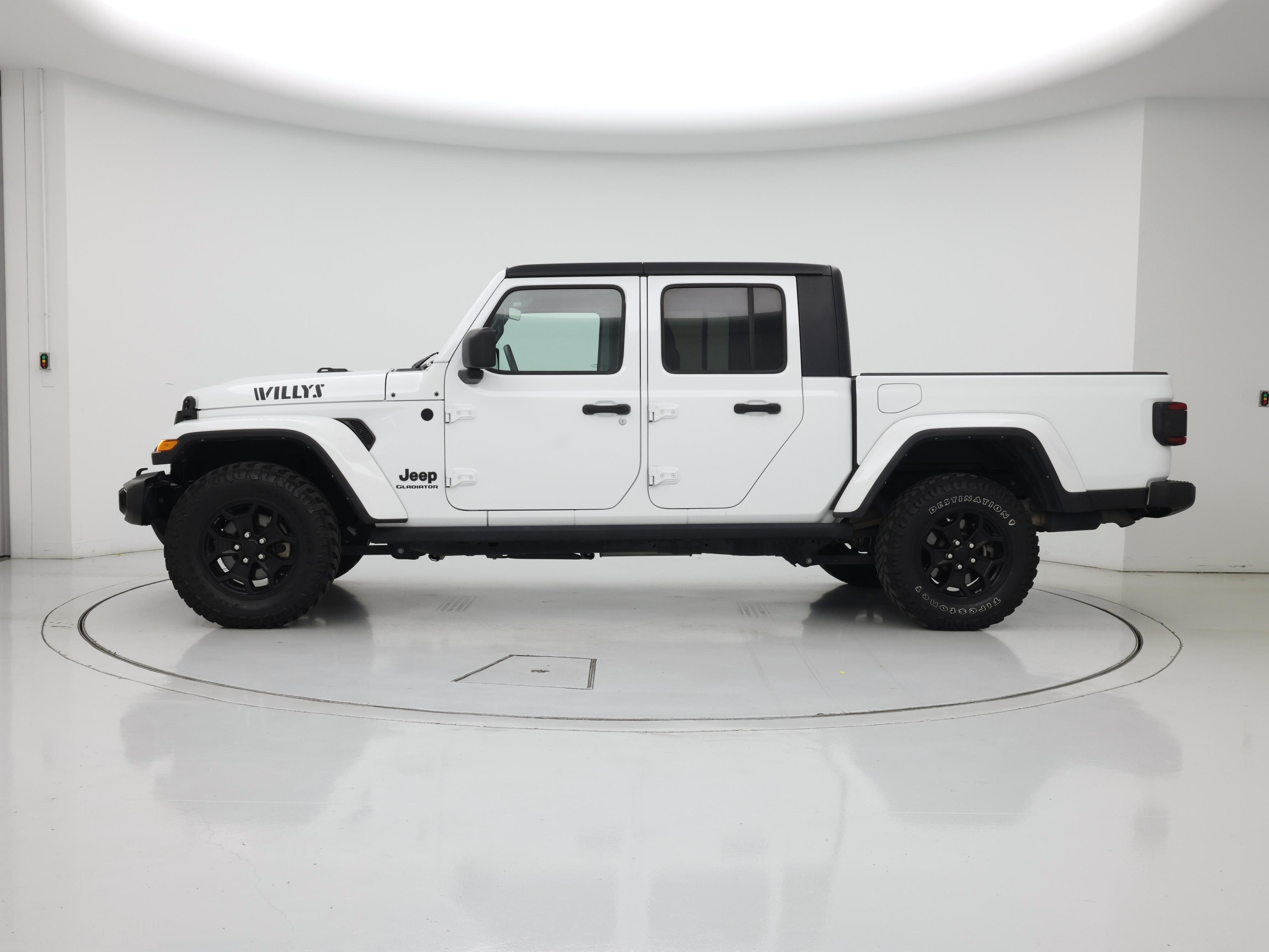 Thumbnail: 2021 Jeep Gladiator - 3