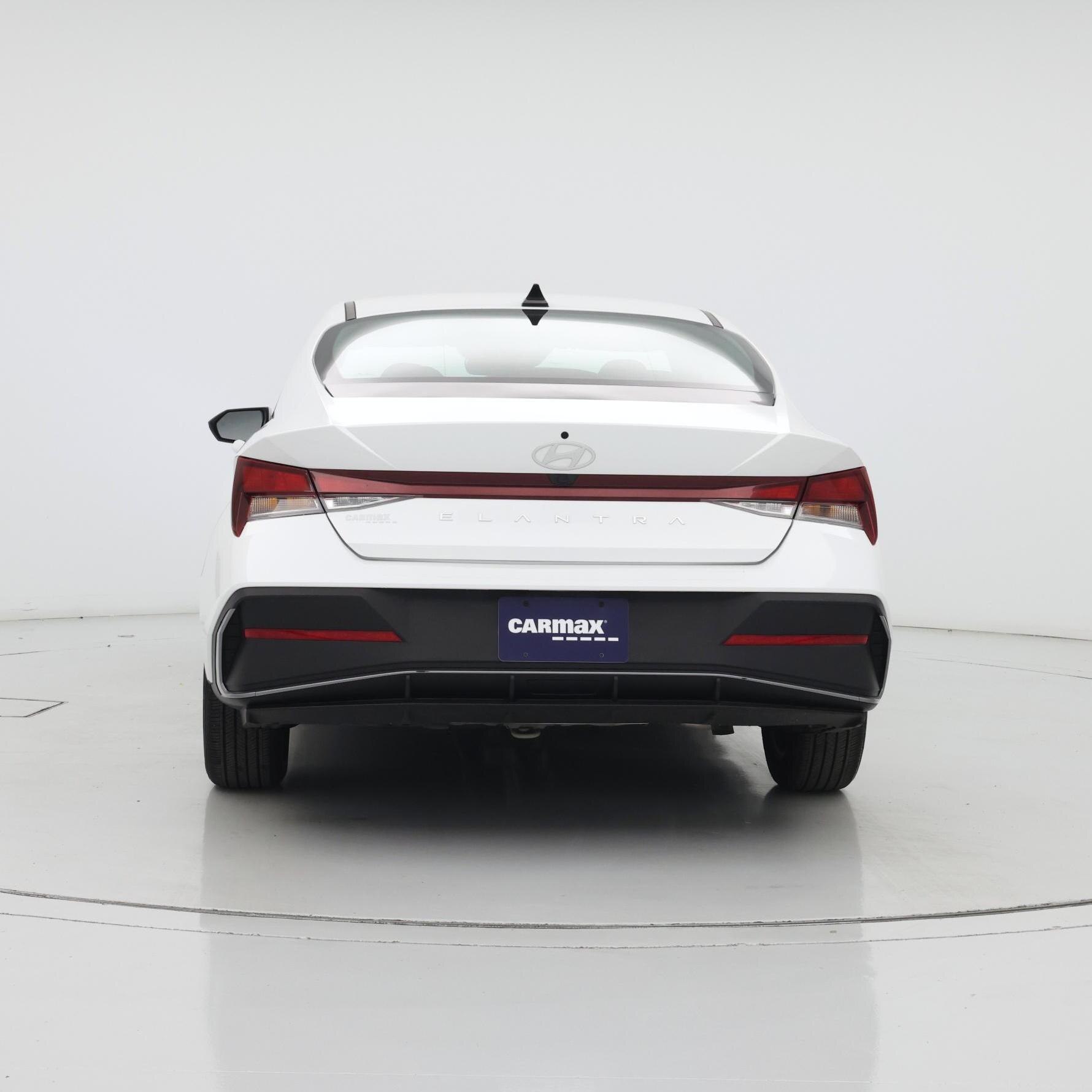 Thumbnail: 2024 Hyundai Elantra - 6