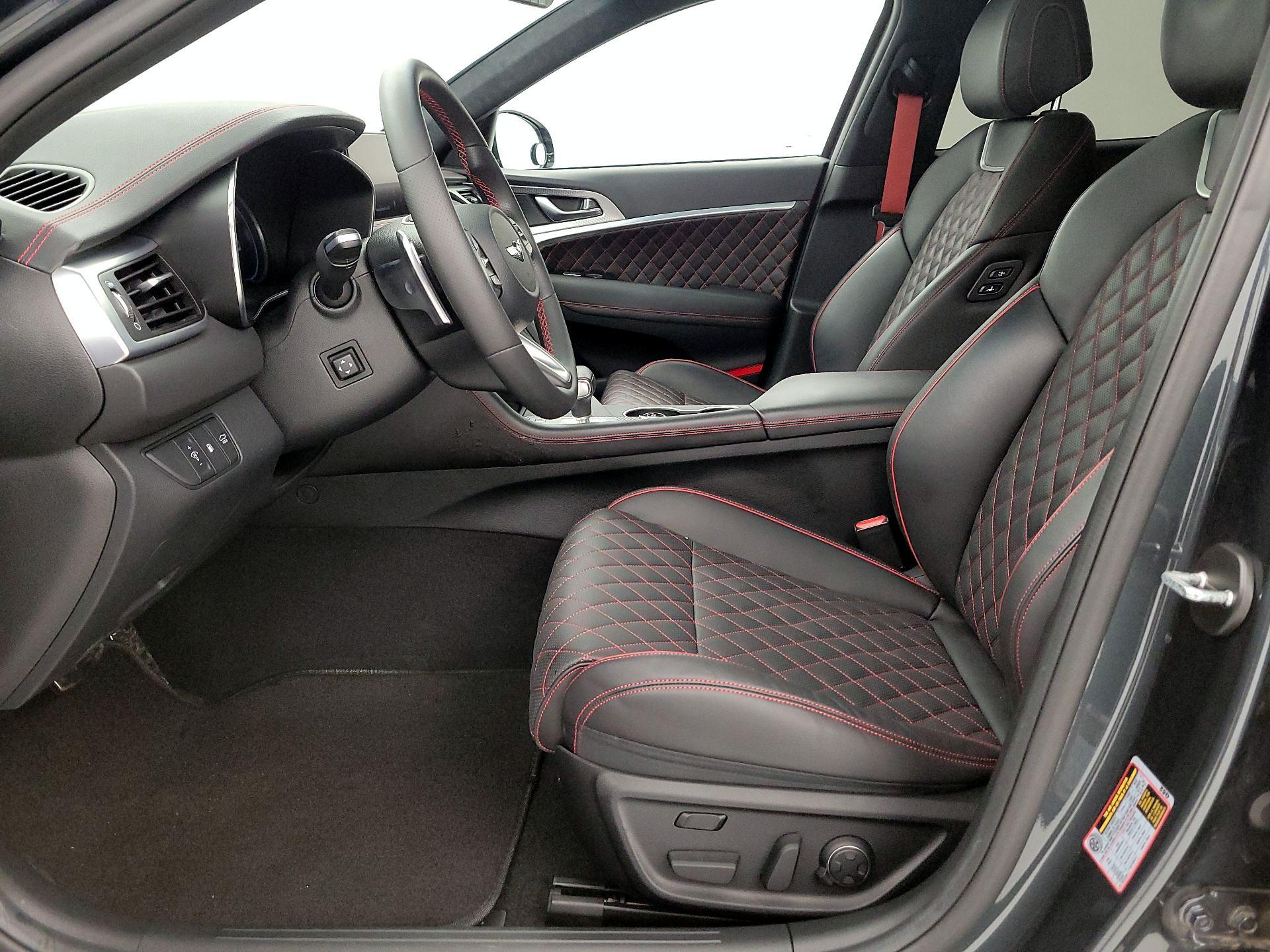 Thumbnail: 2023 Genesis G70 - 11