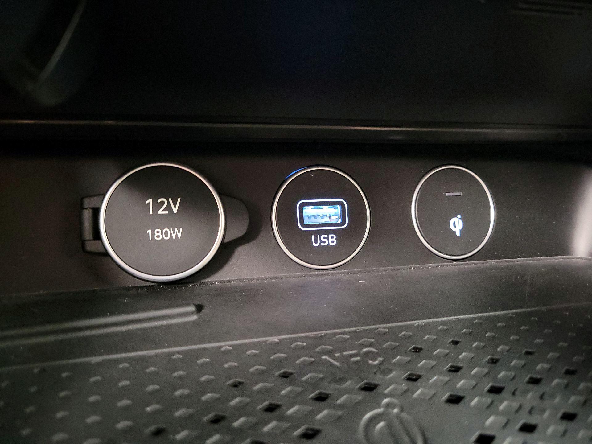 Thumbnail: 2023 Genesis G70 - 19