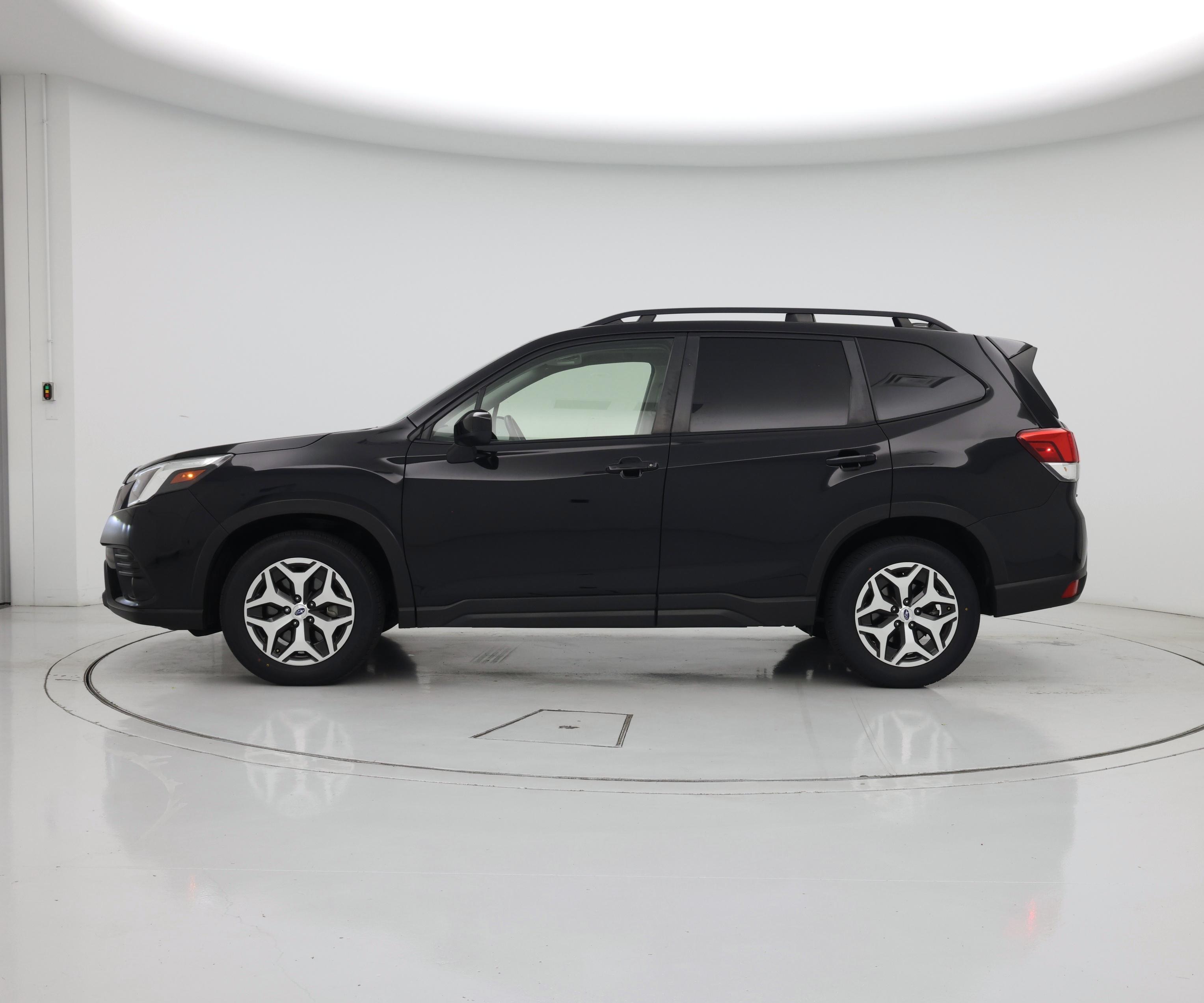 Thumbnail: 2023 Subaru Forester - 3