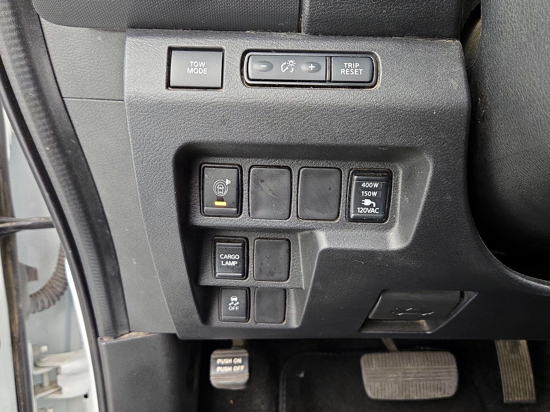 Thumbnail: 2023 Nissan Frontier - 13