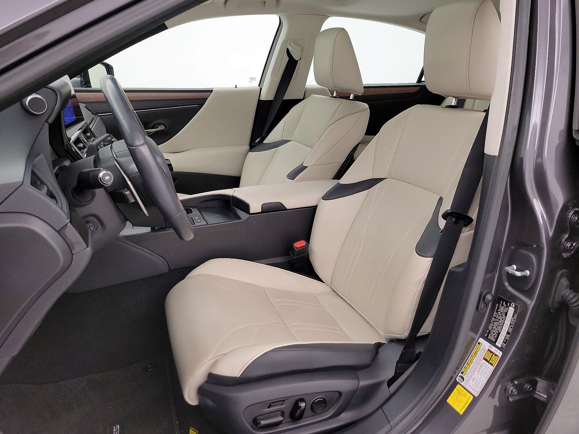 Thumbnail: 2023 Lexus ES - 11