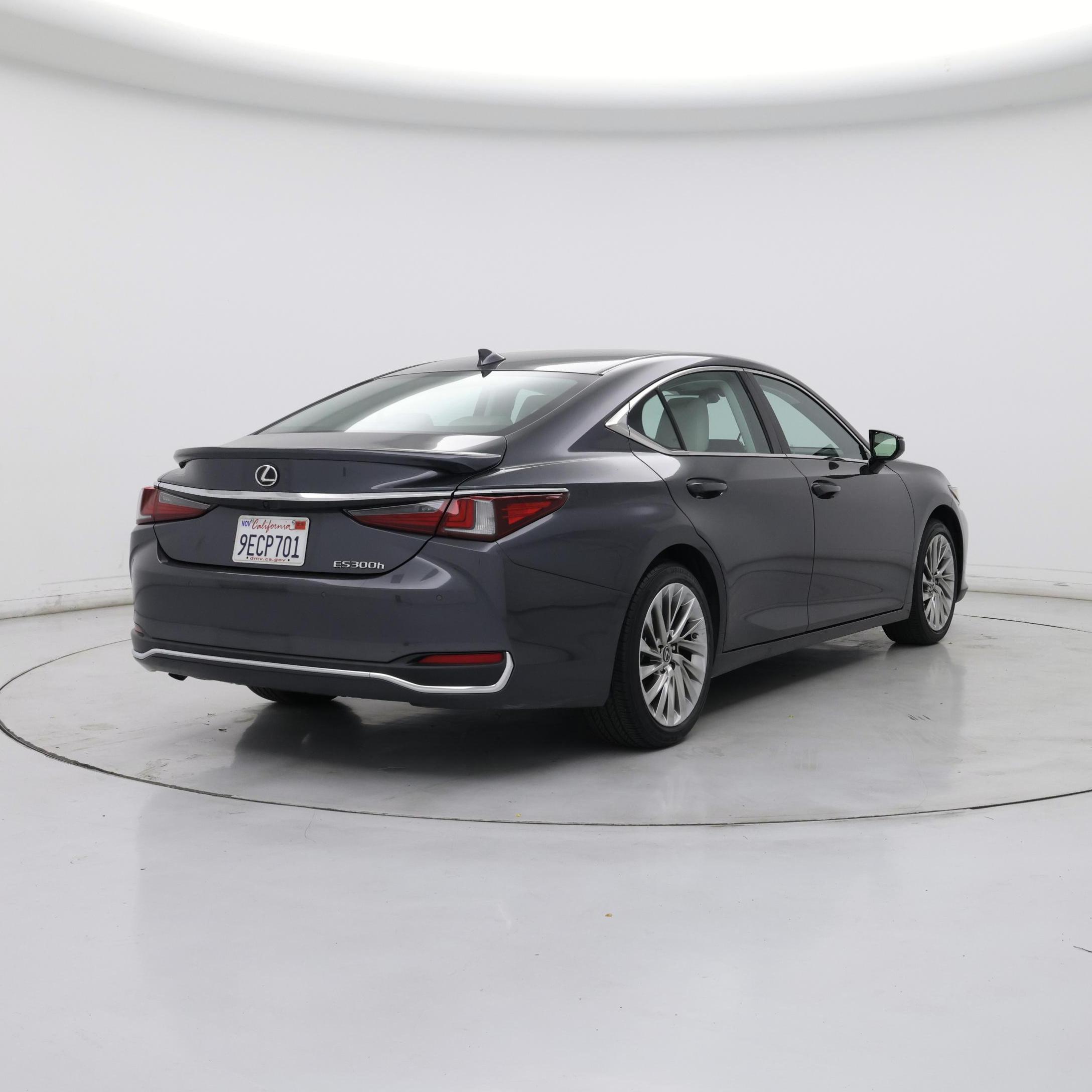 Thumbnail: 2023 Lexus ES - 8