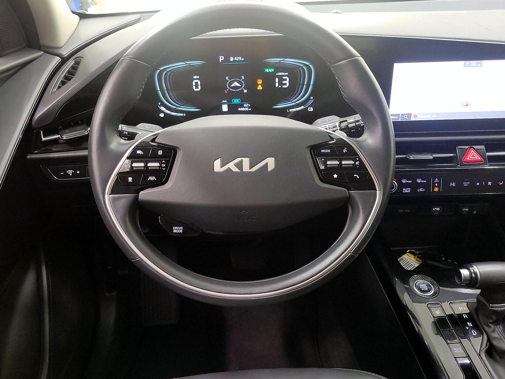 Thumbnail: 2023 Kia Niro - 10