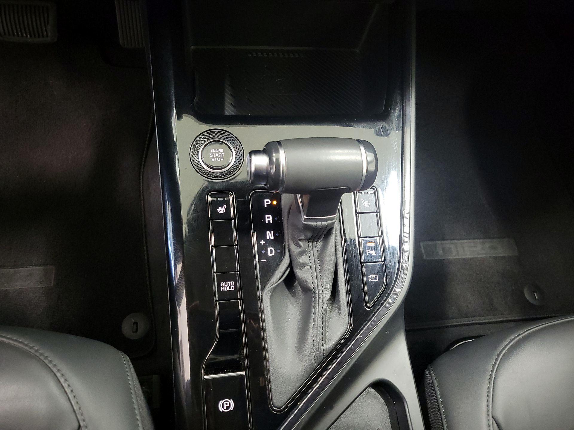 Thumbnail: 2023 Kia Niro - 18