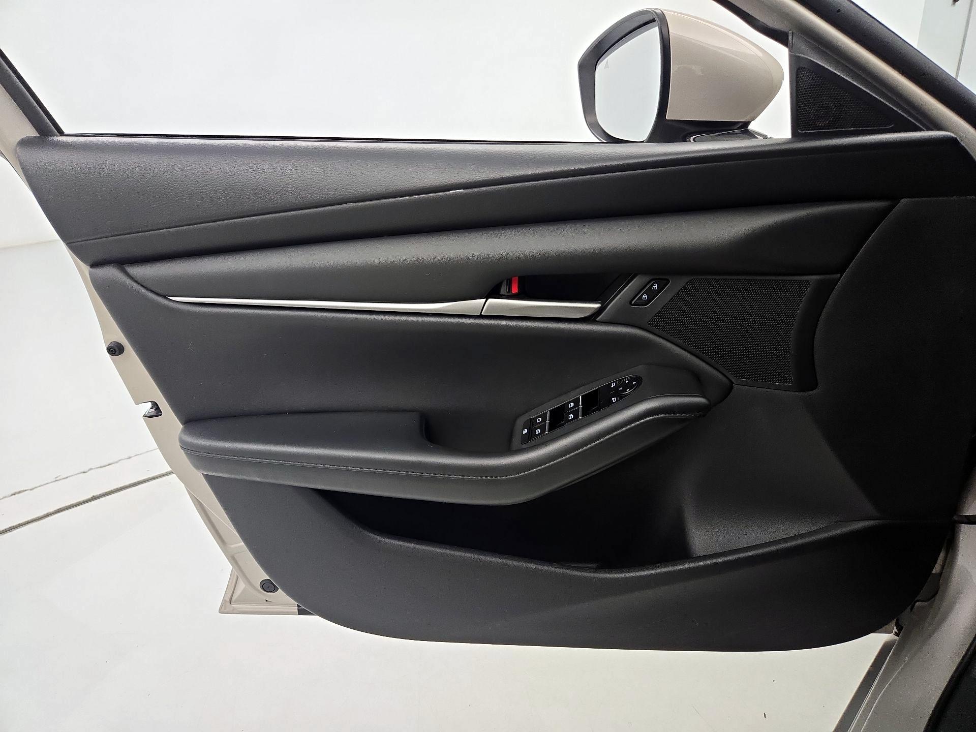 Thumbnail: 2023 Mazda Mazda3 - 12