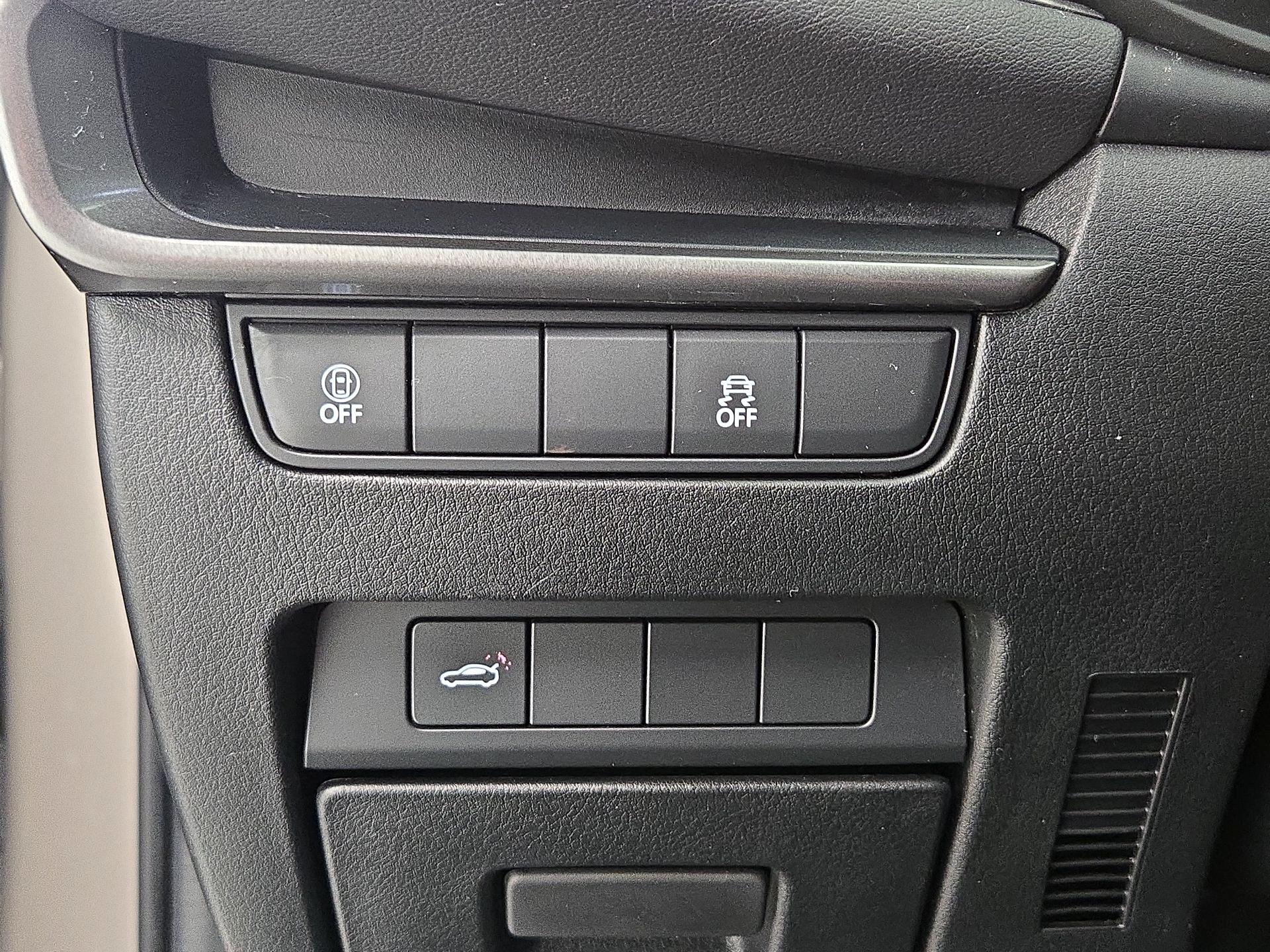 Thumbnail: 2023 Mazda Mazda3 - 13