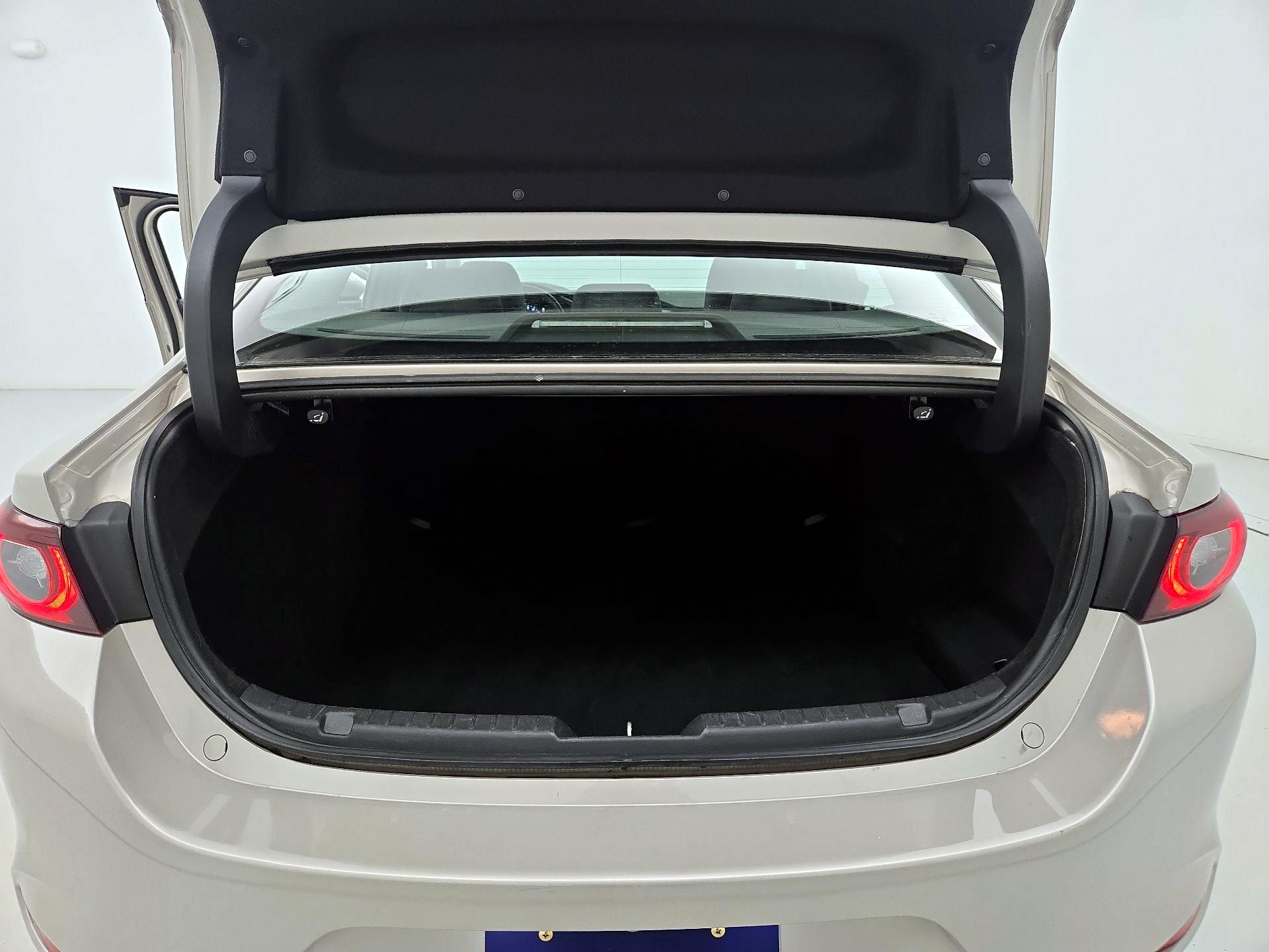 Thumbnail: 2023 Mazda Mazda3 - 20