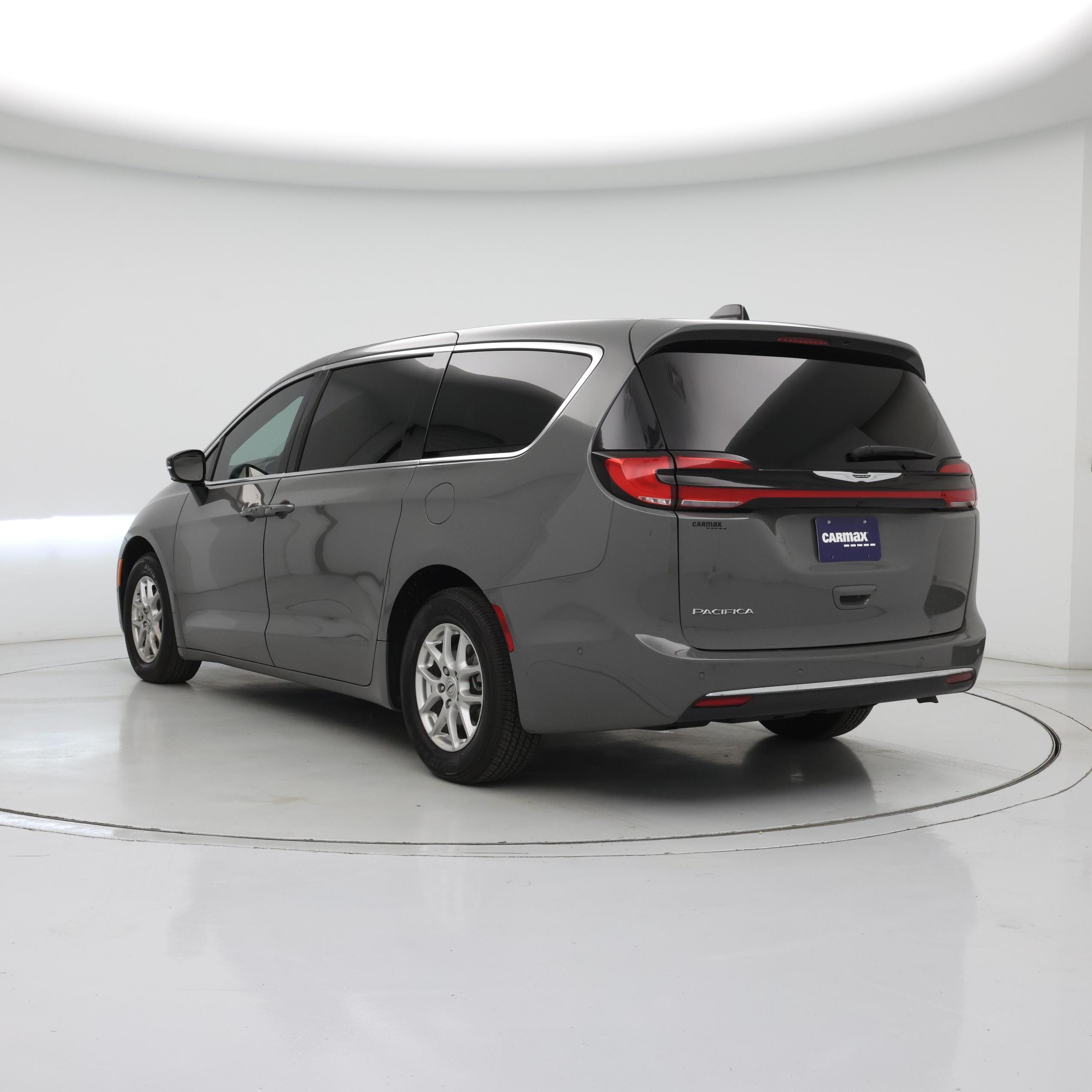 Thumbnail: 2025 Chrysler Pacifica - 2