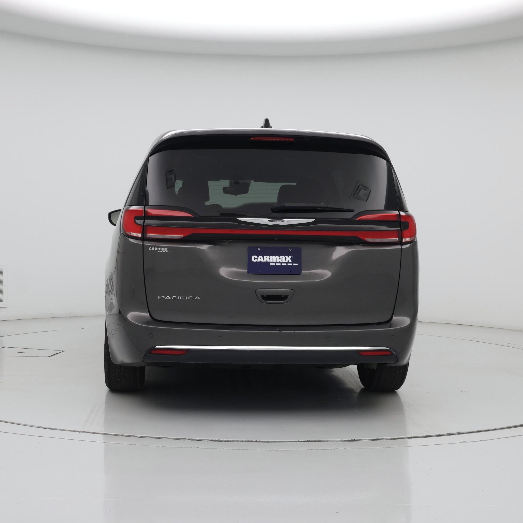 Thumbnail: 2023 Chrysler Pacifica - 6