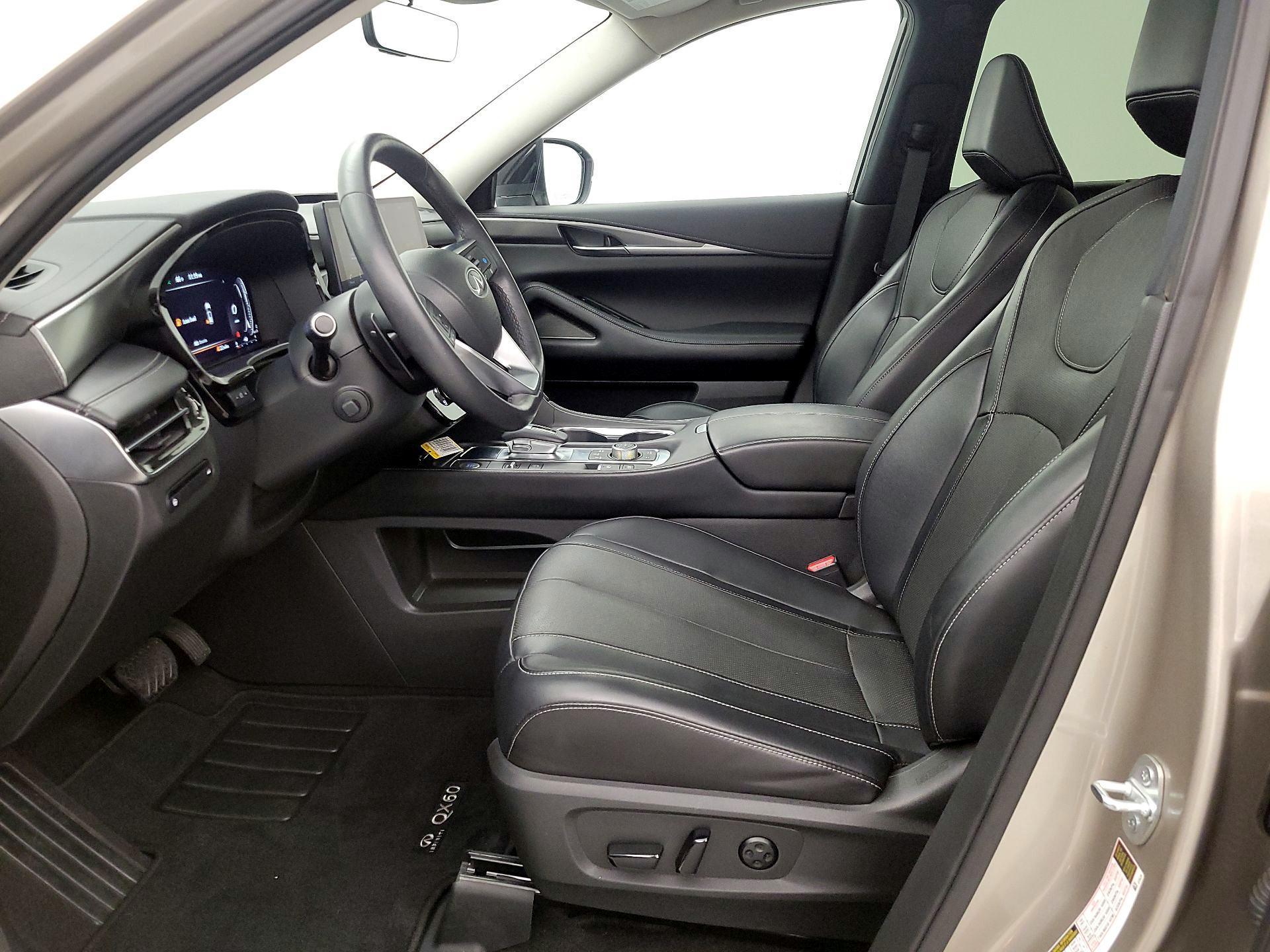 Thumbnail: 2023 INFINITI QX60 - 11