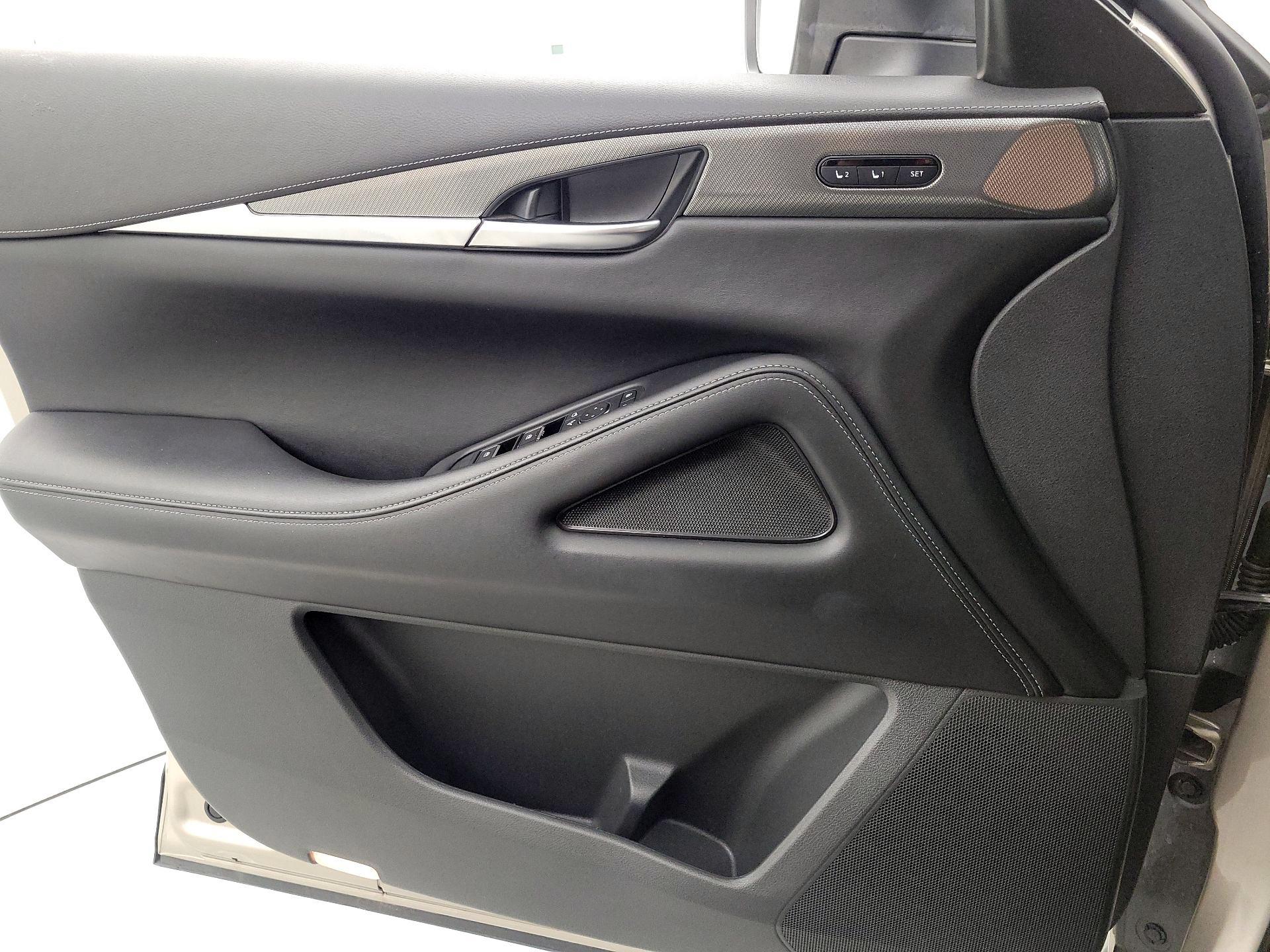 Thumbnail: 2023 INFINITI QX60 - 12