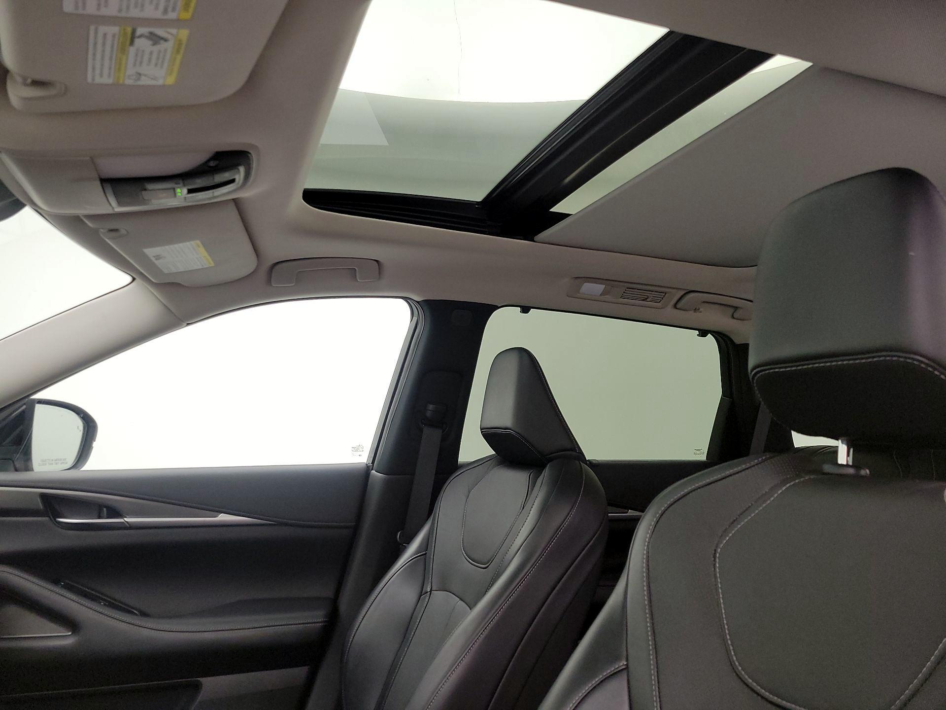 Thumbnail: 2023 INFINITI QX60 - 19