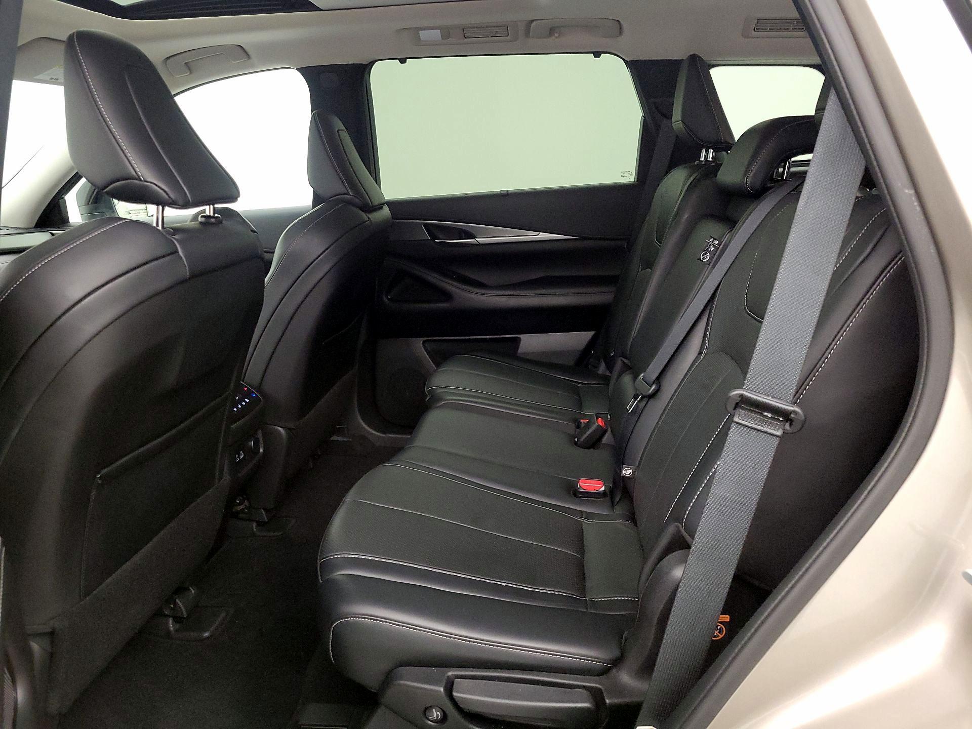 Thumbnail: 2023 INFINITI QX60 - 20