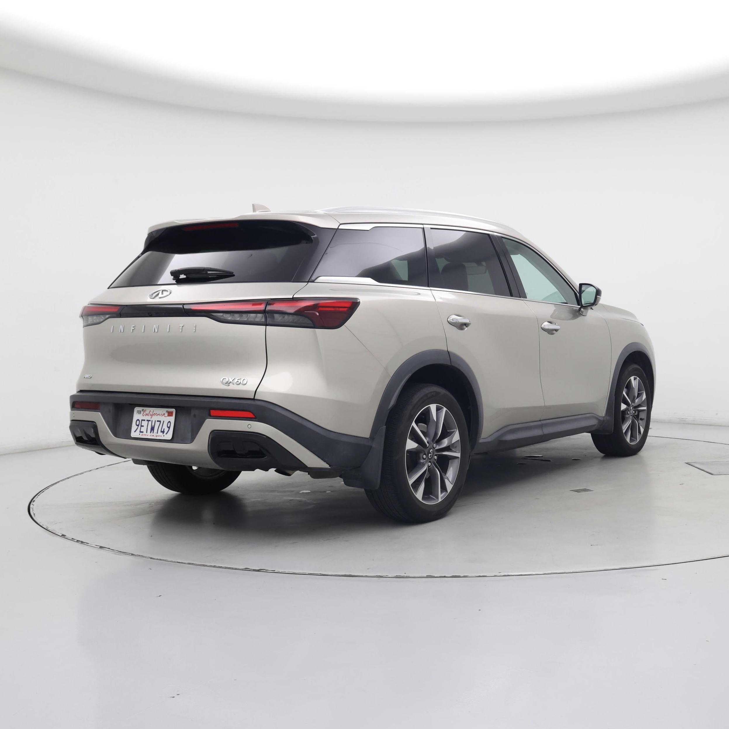 Thumbnail: 2023 INFINITI QX60 - 8