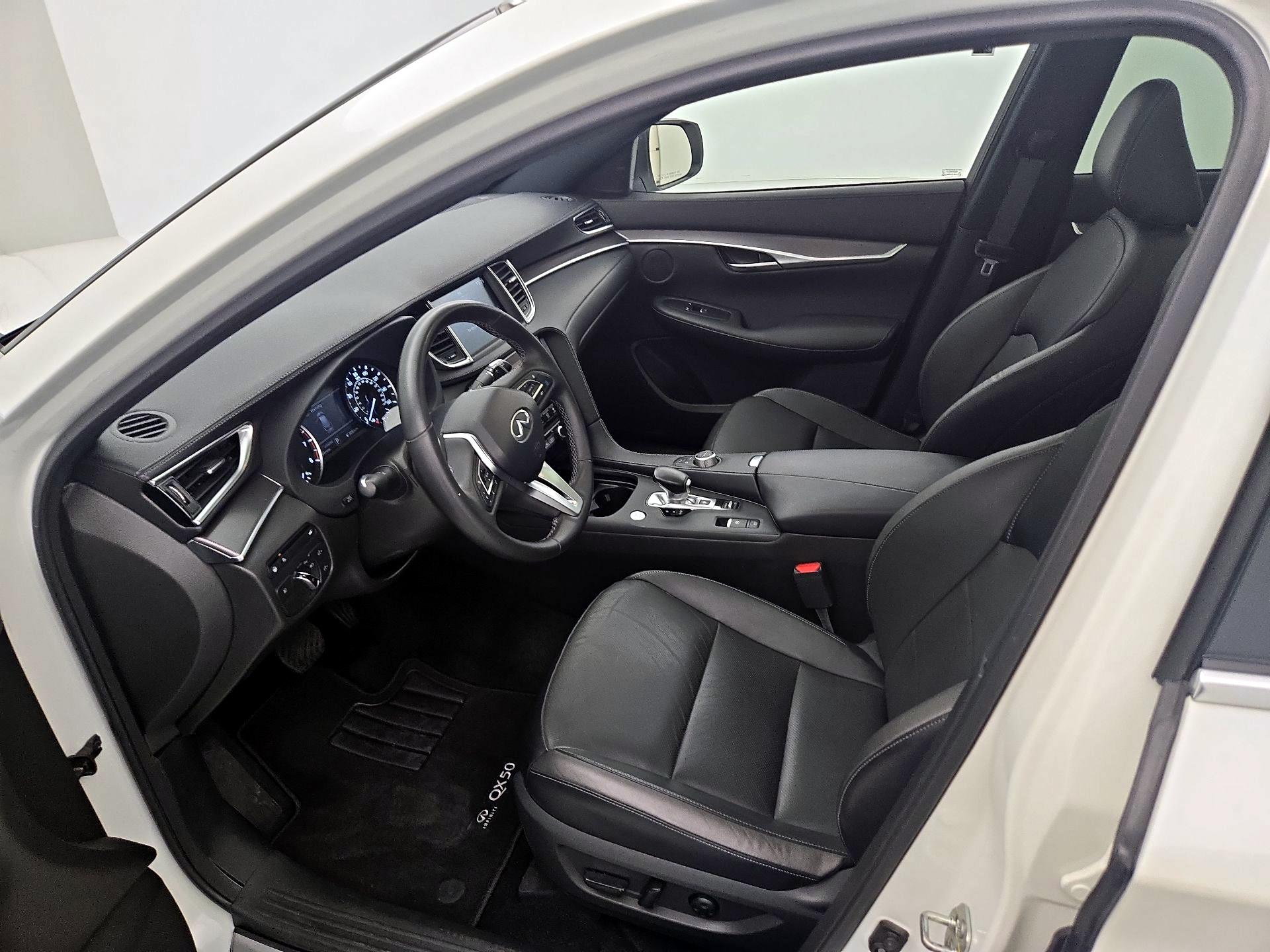 Thumbnail: 2022 INFINITI QX50 - 11