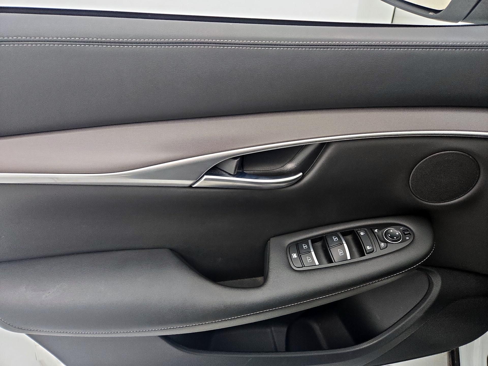 Thumbnail: 2022 INFINITI QX50 - 12